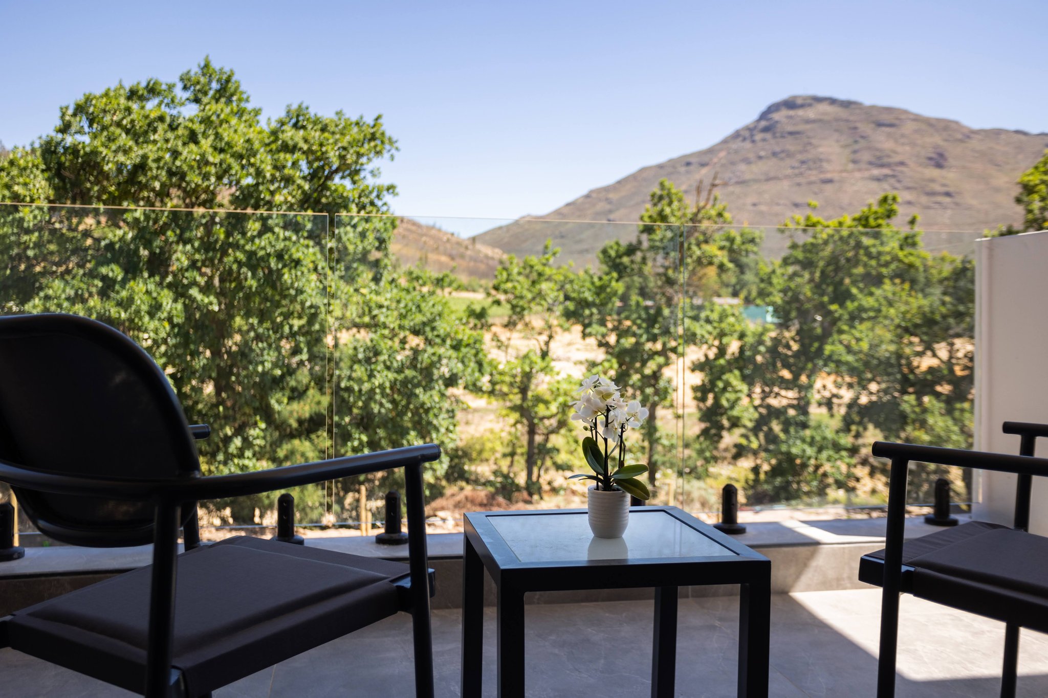 Standard_room_balcony_(1)_S