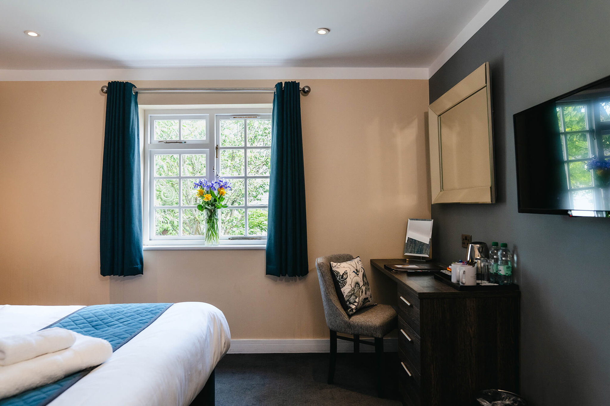 Standard_Double_02_S