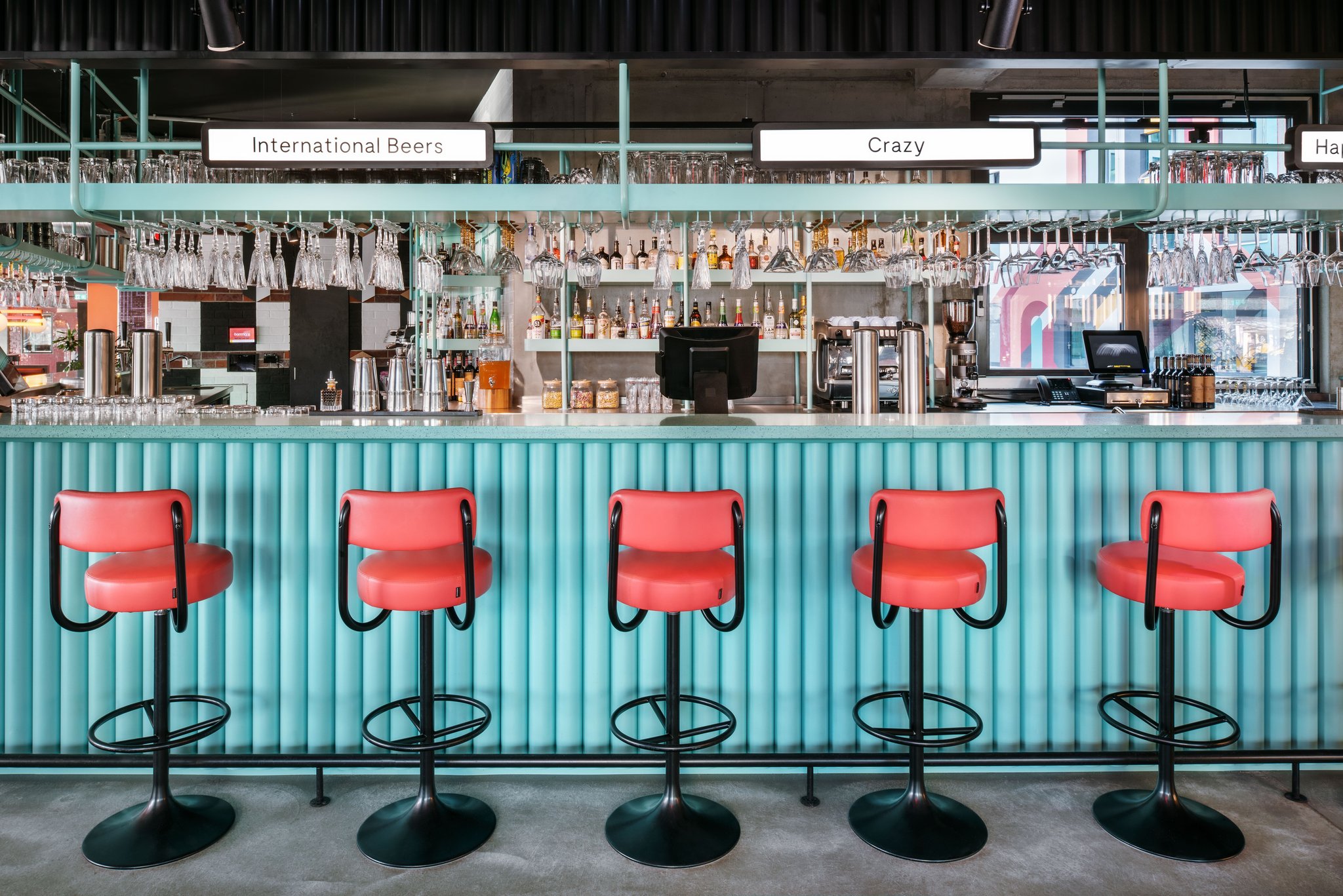 EVk5Pdaw0Uz0rPSgzvTw_Berlin_Bar_S