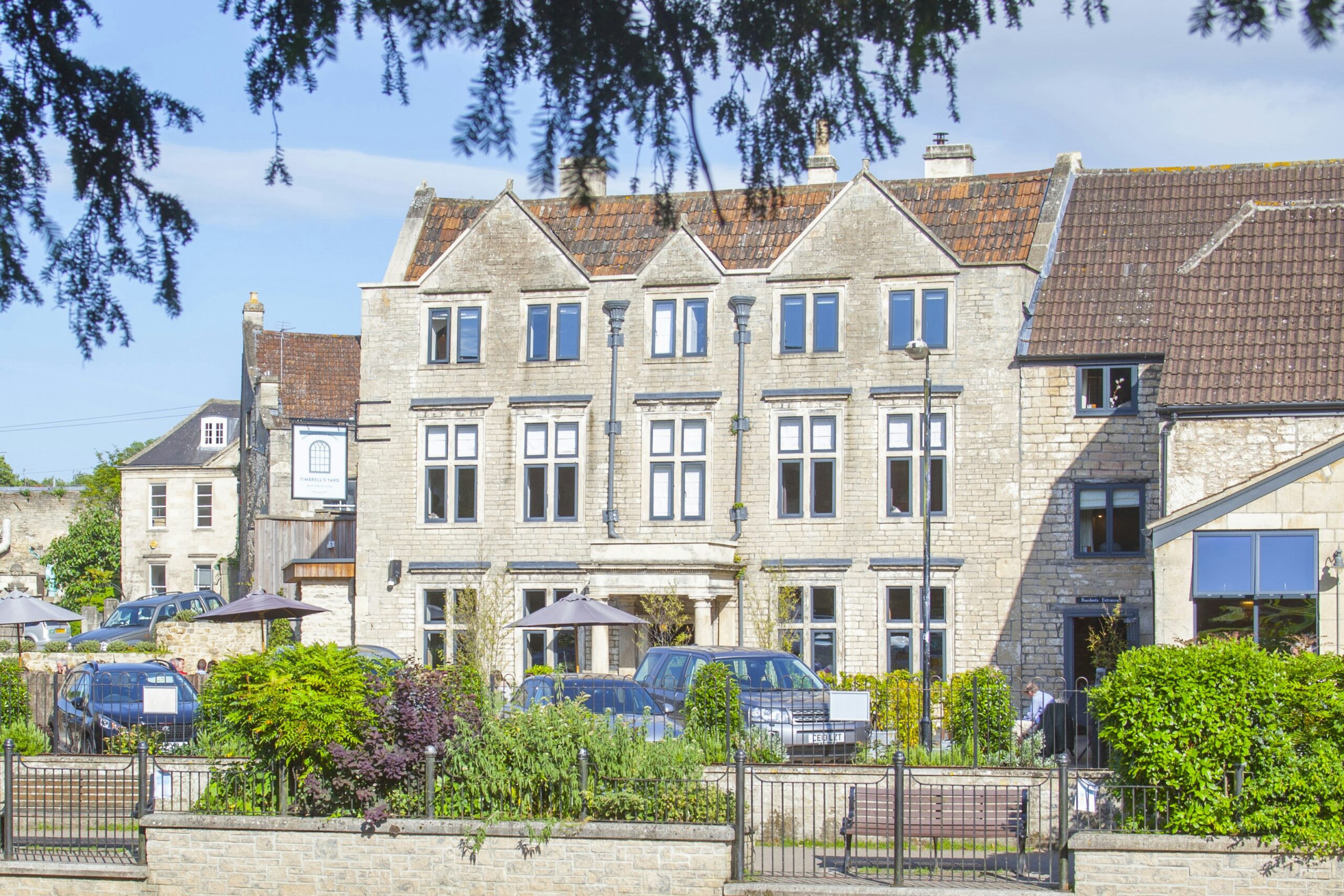 3551369_TY_landscape5_2119x3178_Original