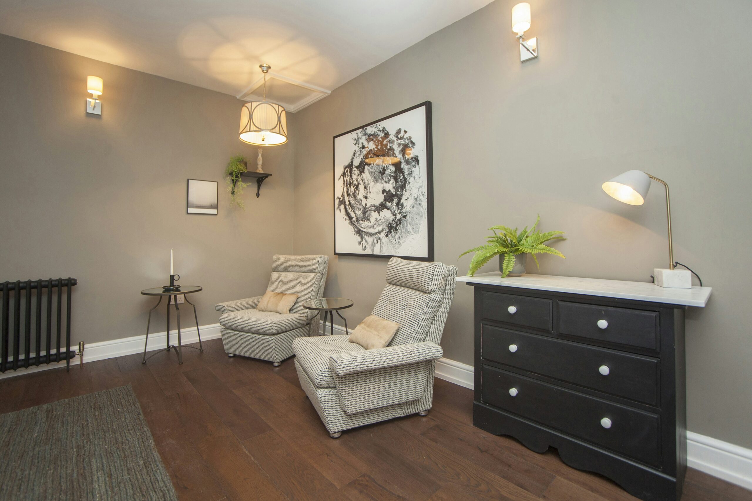 3551537_Plush__Double_Room-02_2362x3543_Original