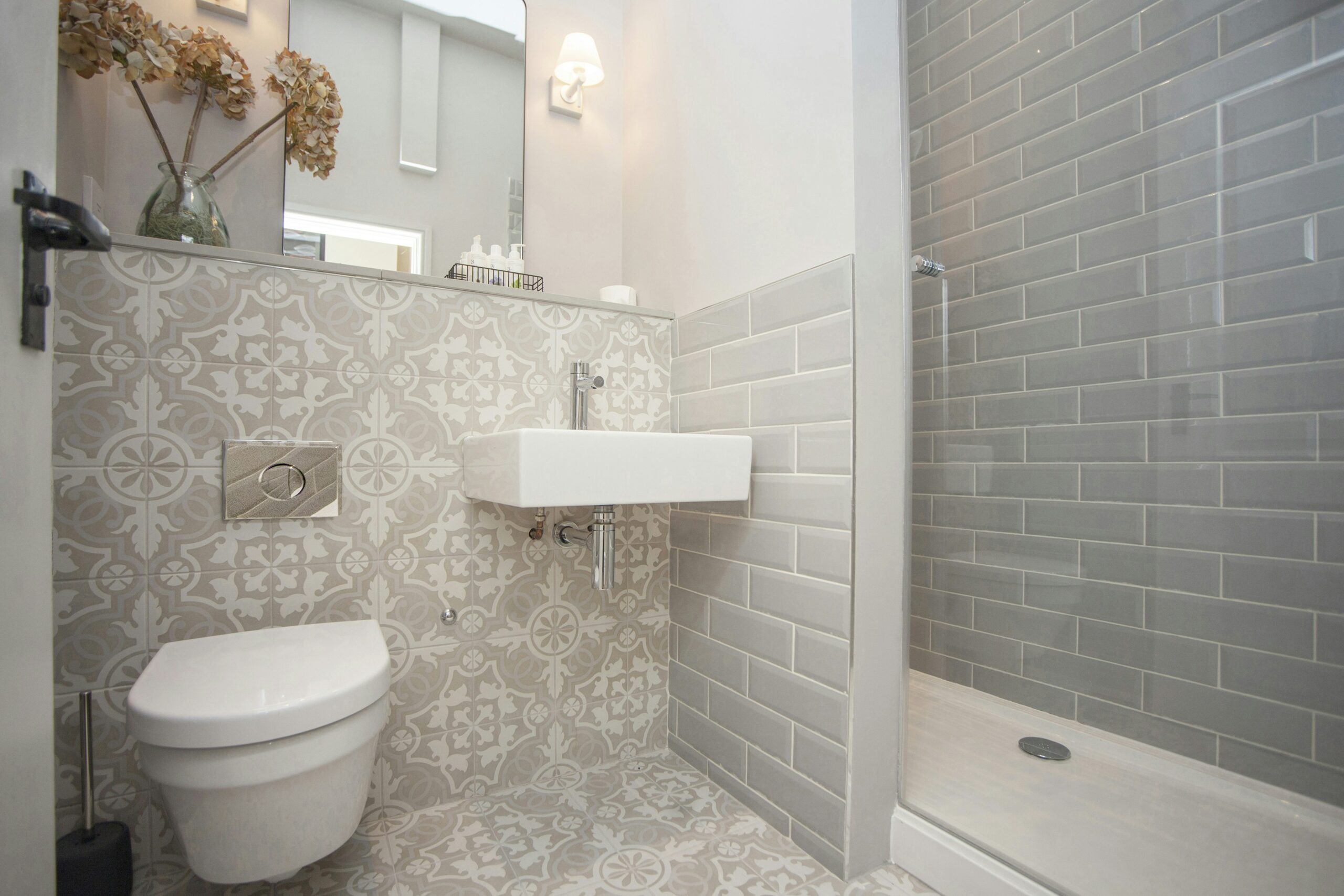 3551548_Snug__Double_Room-04_2362x3543_Original