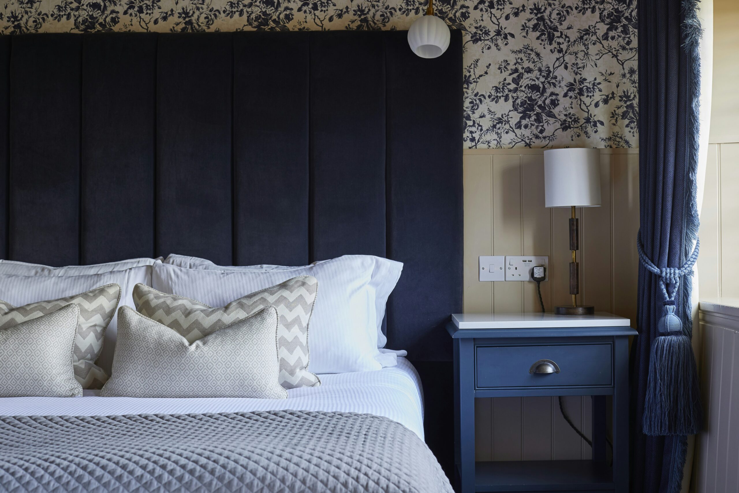 King’s Head Dorchester Jan 2023, hotel, bar restaurant, Dorset