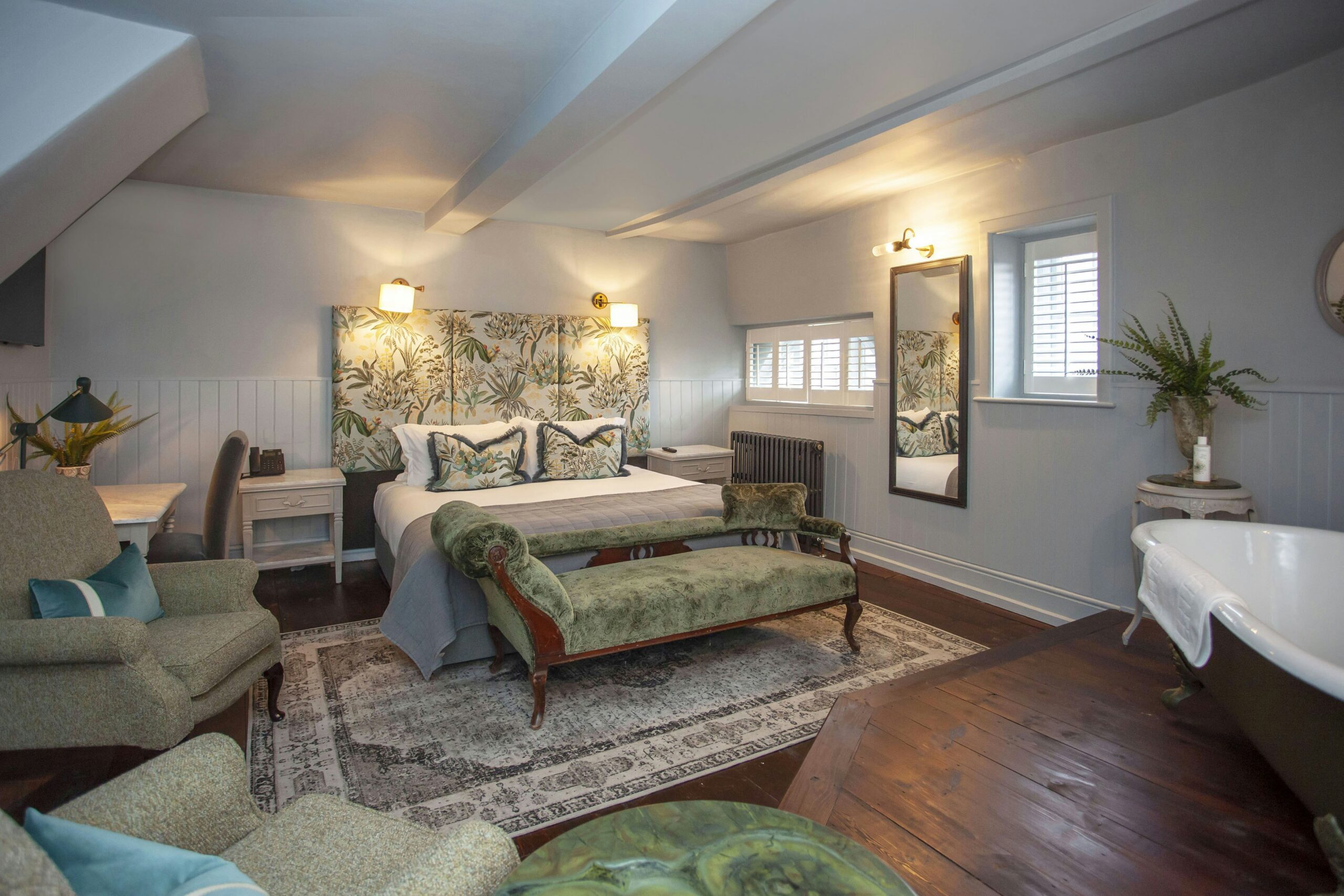 3551576_Epic_Double_Room-02_2362x3543_Original