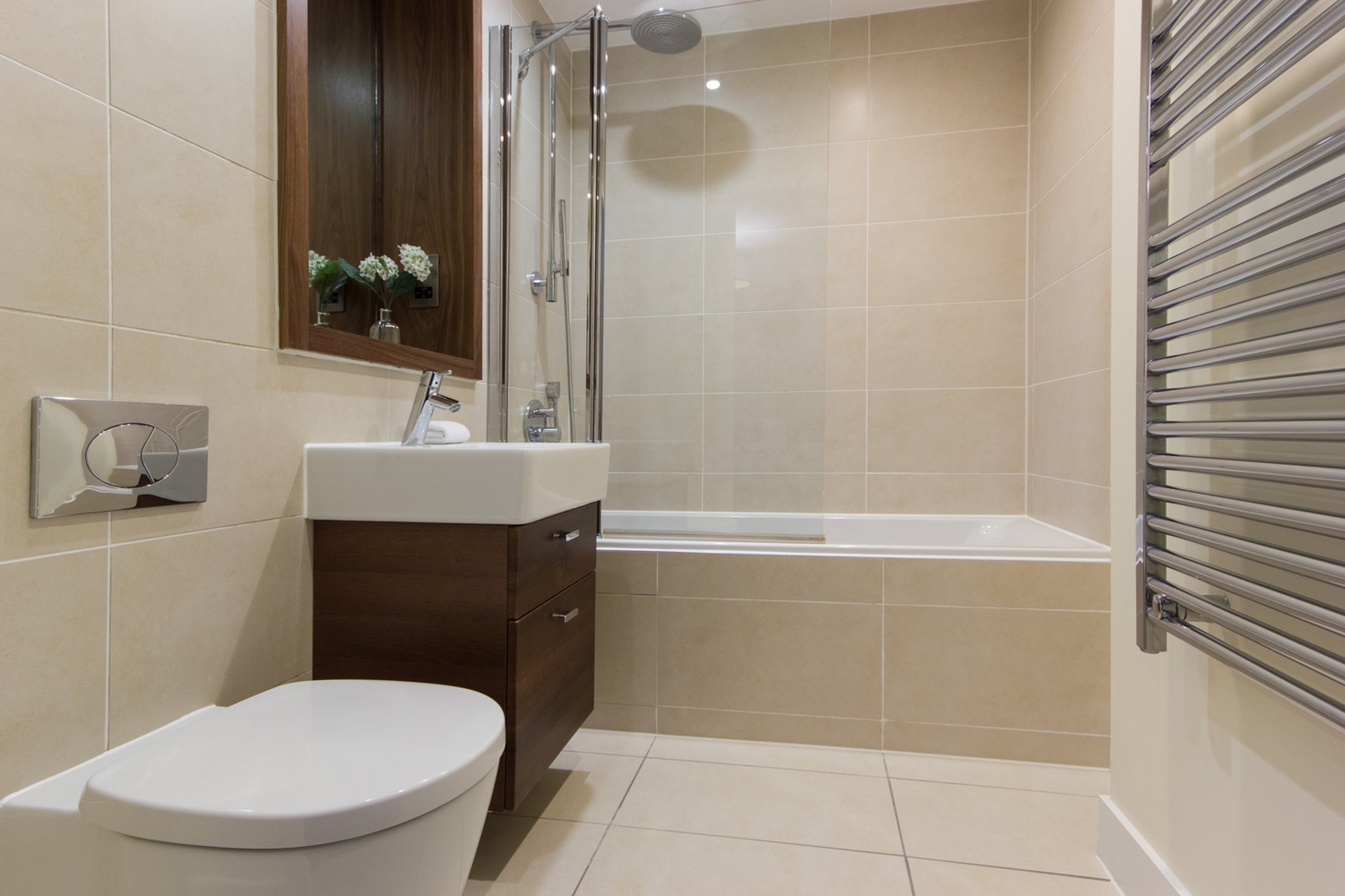 One_bedroom_deluxe_aparment-Bathroom_S