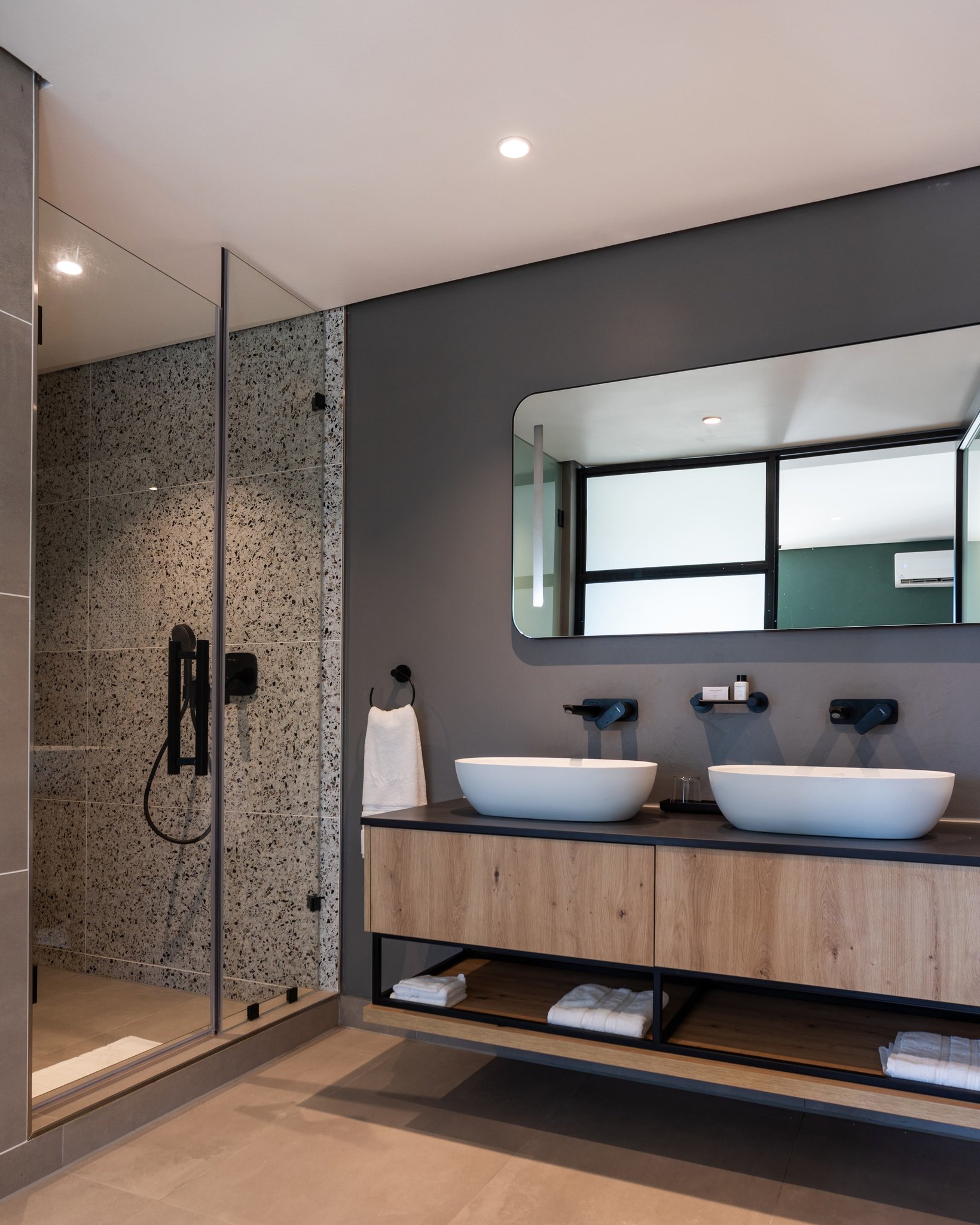 Executive_room_(32)_S