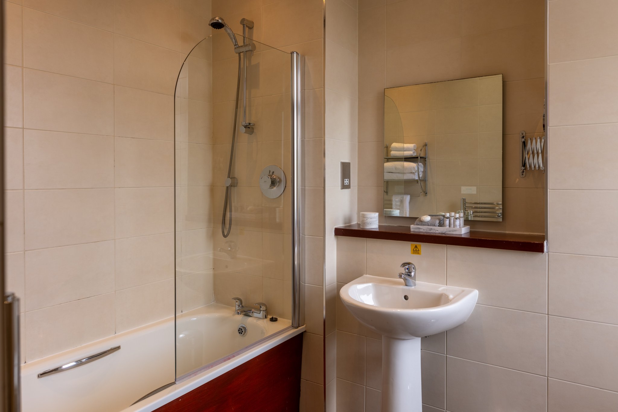 bathroom-all_rooms_S