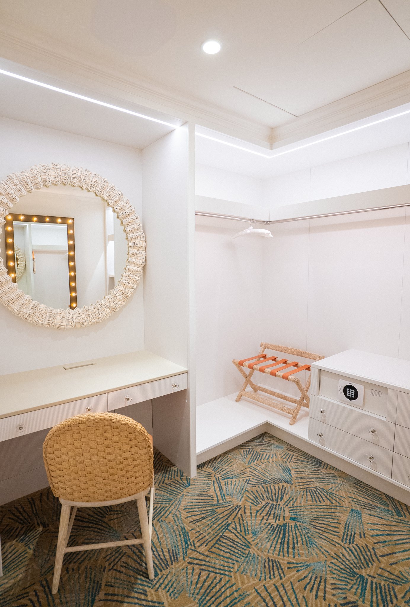 Flagler_Suite_Walk-In_Closet_S