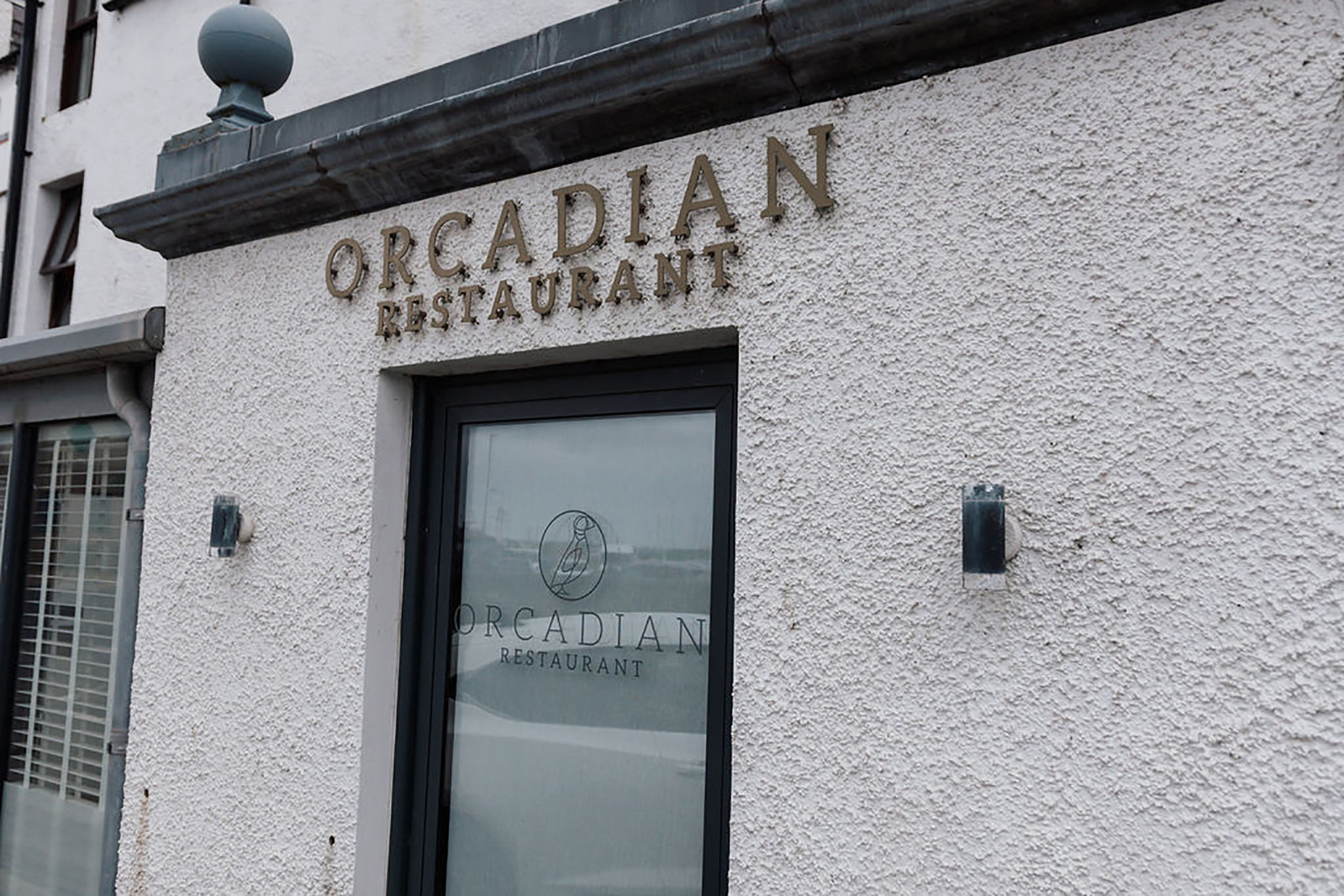 Restaurant_Entrance_S