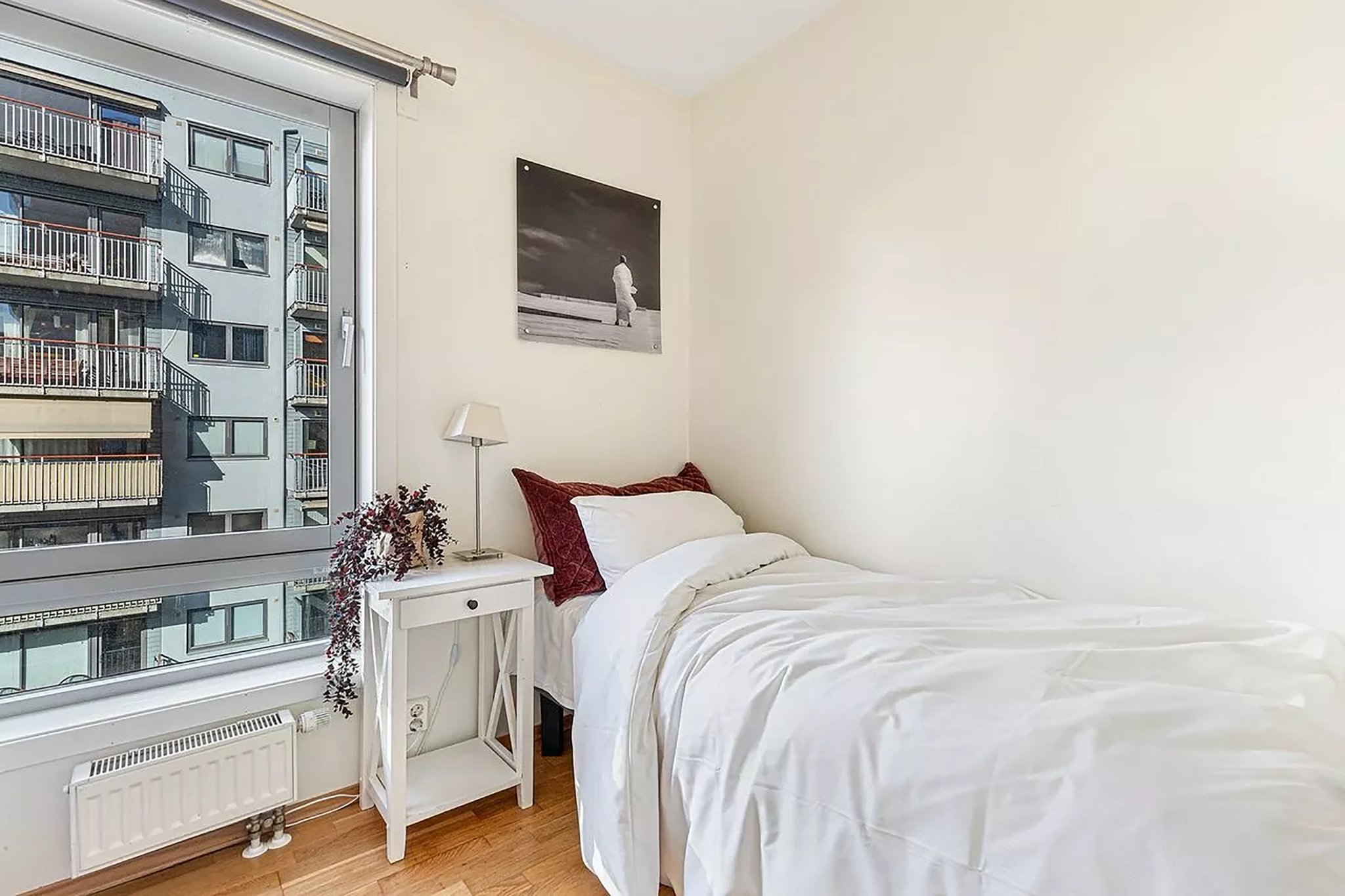 Two_Bedroom_Apartment_Three_Persons3_S