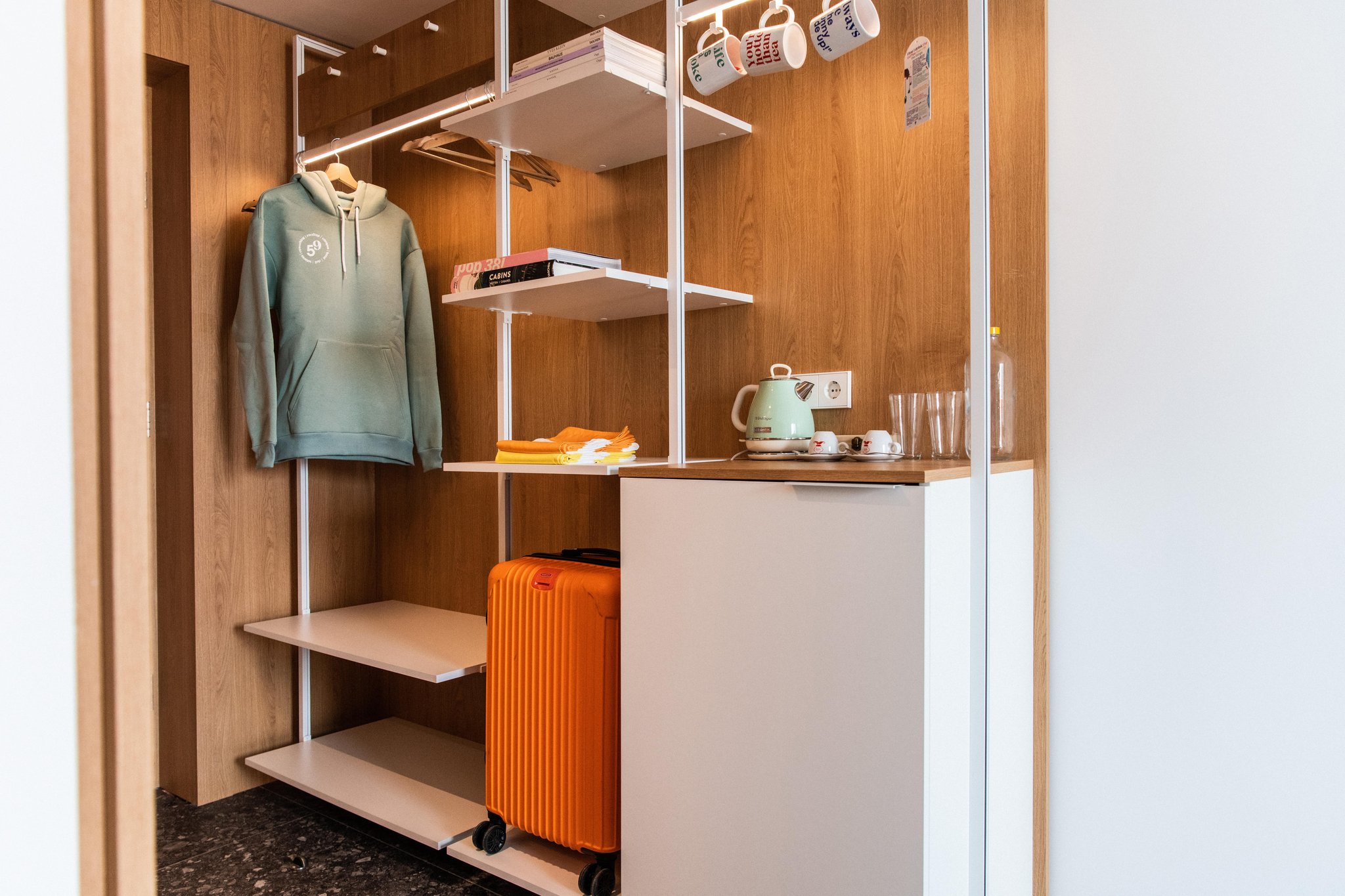 FmzPd33bkqJ5kkoxwjJDQ_Room_shelves_(King_and_Twin)_S