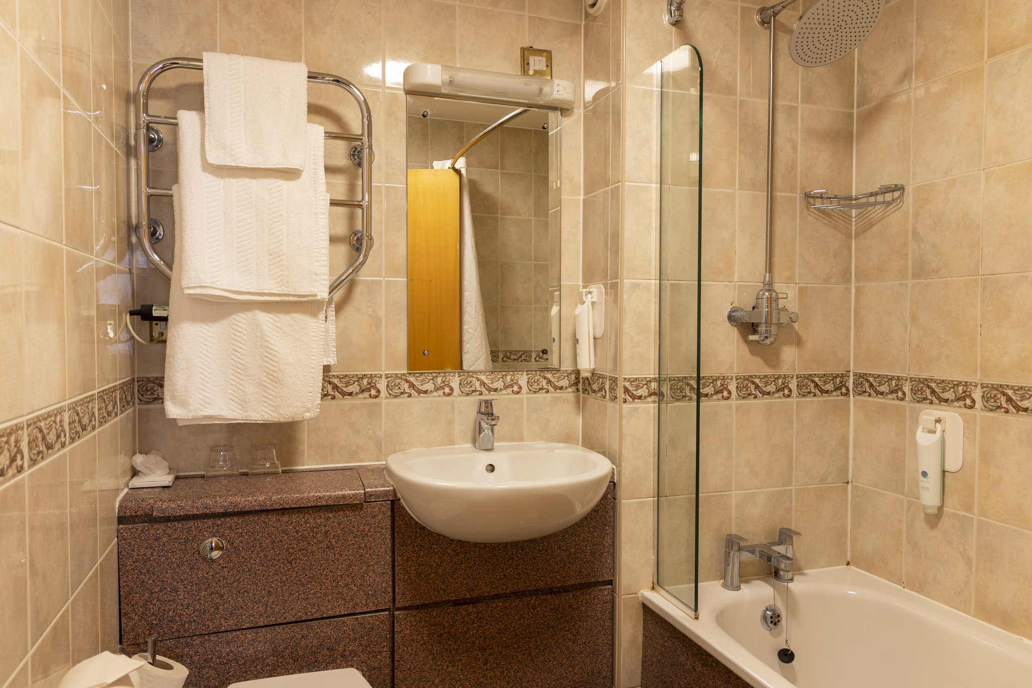 5305_DB_HH_Weathervane_Stoke-On-Trent_Venue_Bathroom_2025_S