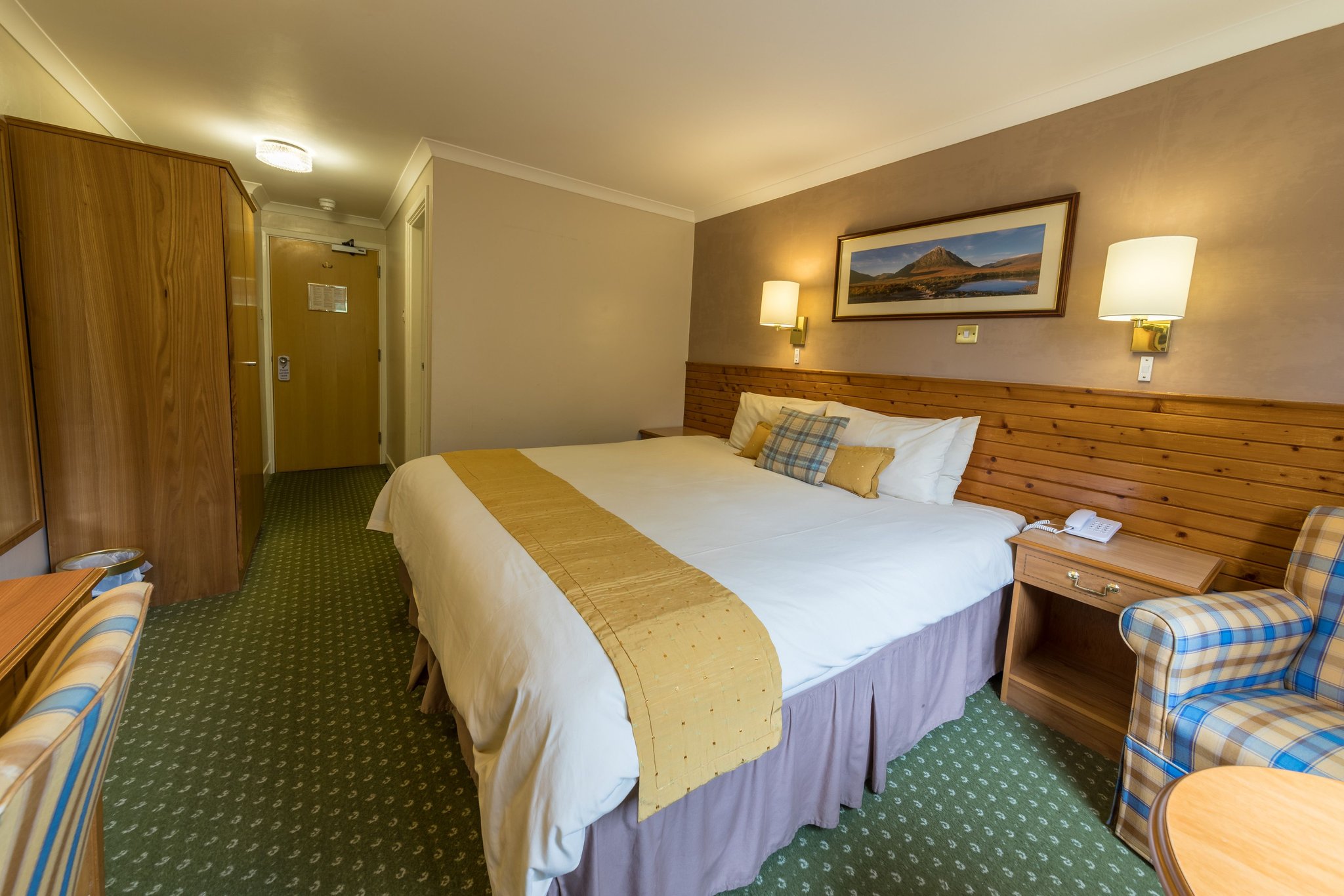 Classic_double_or_twin_S