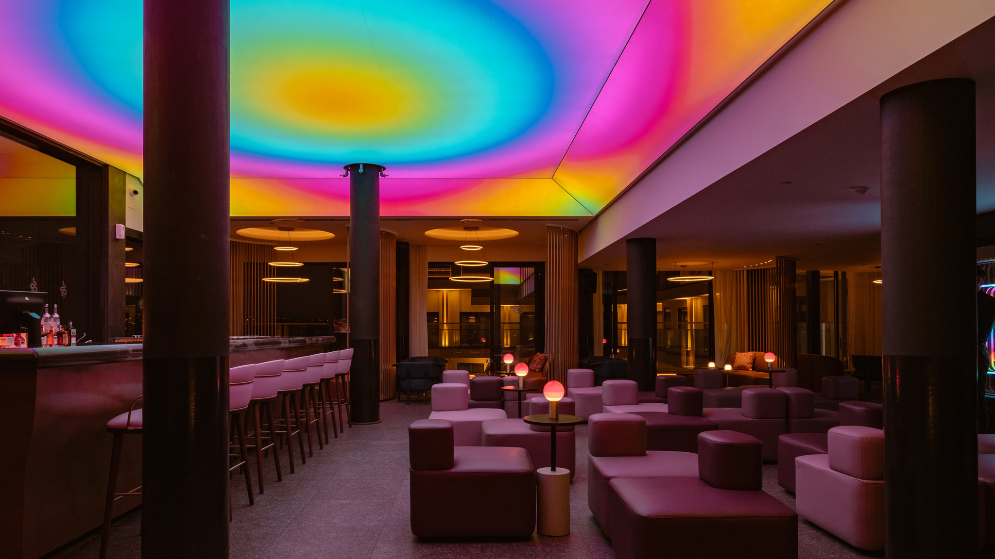 AX_ODYCY_-_Dining_-_Medusa_Bar_and_Lounge_(3)_S