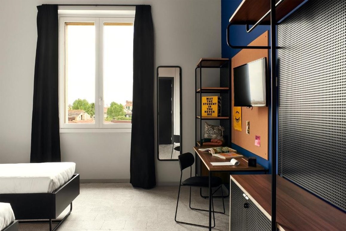 EZ7AJQ0n50iu0rfrhMOug_Deluxe_Twin_3_S