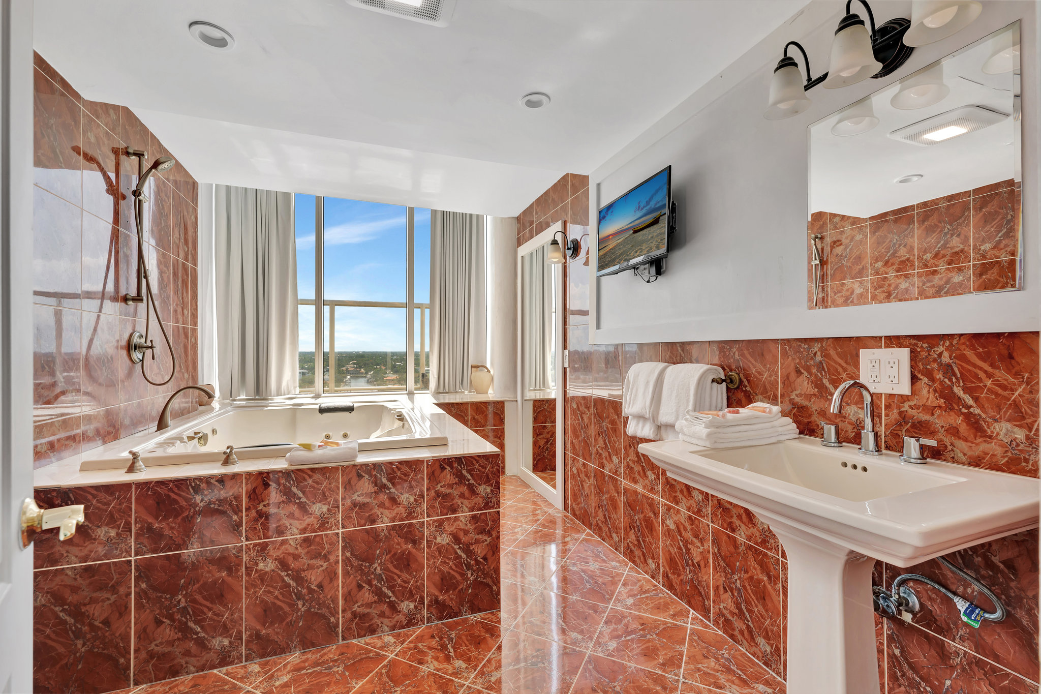 jVIlwyCuEi8XGrNwVwdPw_85-print-DSC09198_S