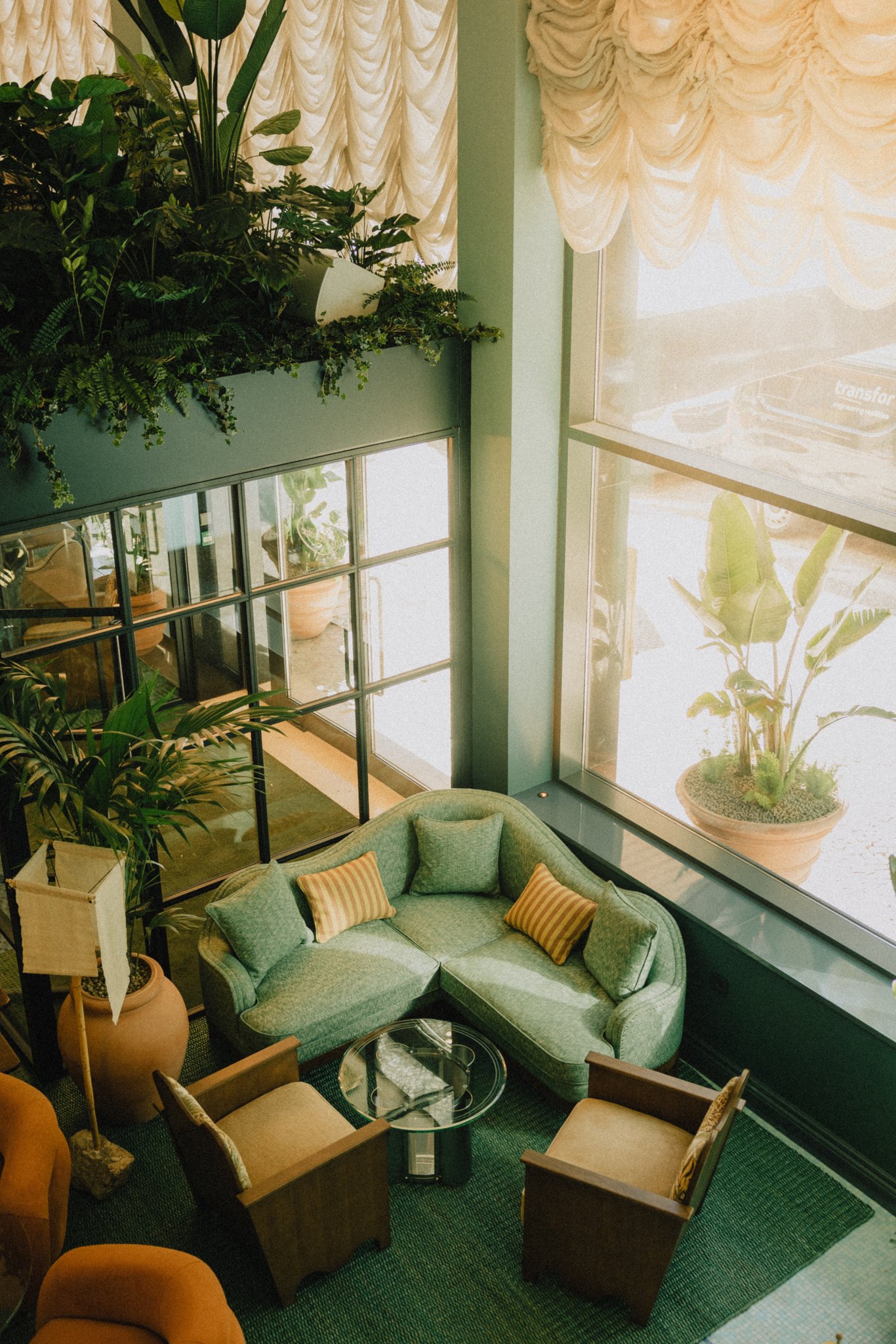 3wZHMa2Vh0uIHgUe2s2lRg_Lobby_(3)_S