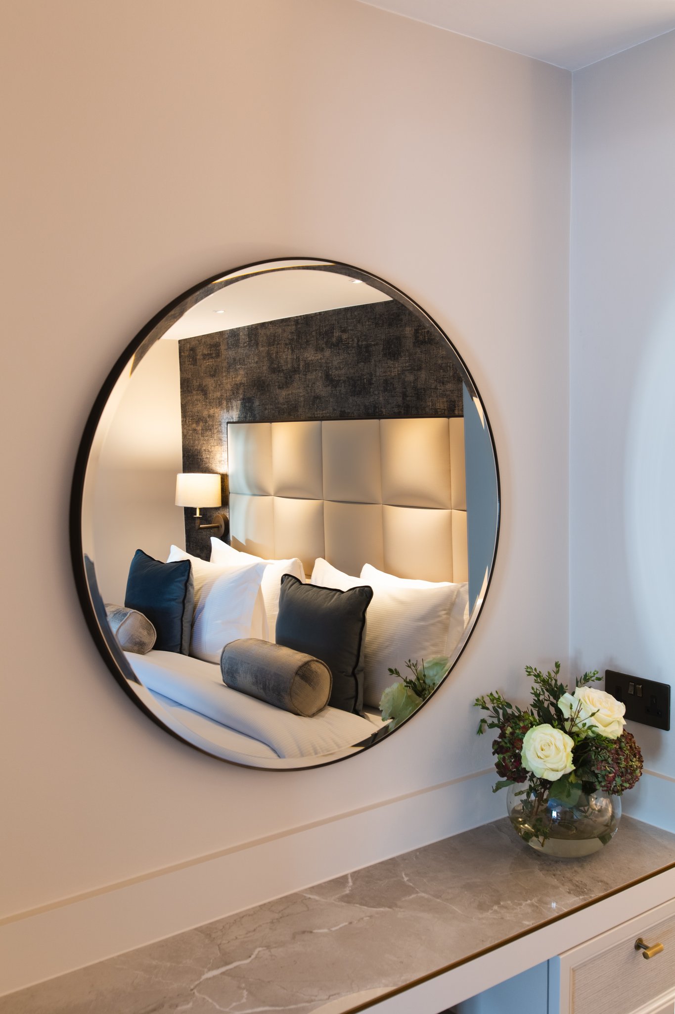 BUPNKVZ1z0osFjKpuYhZA_Suite_Room_S