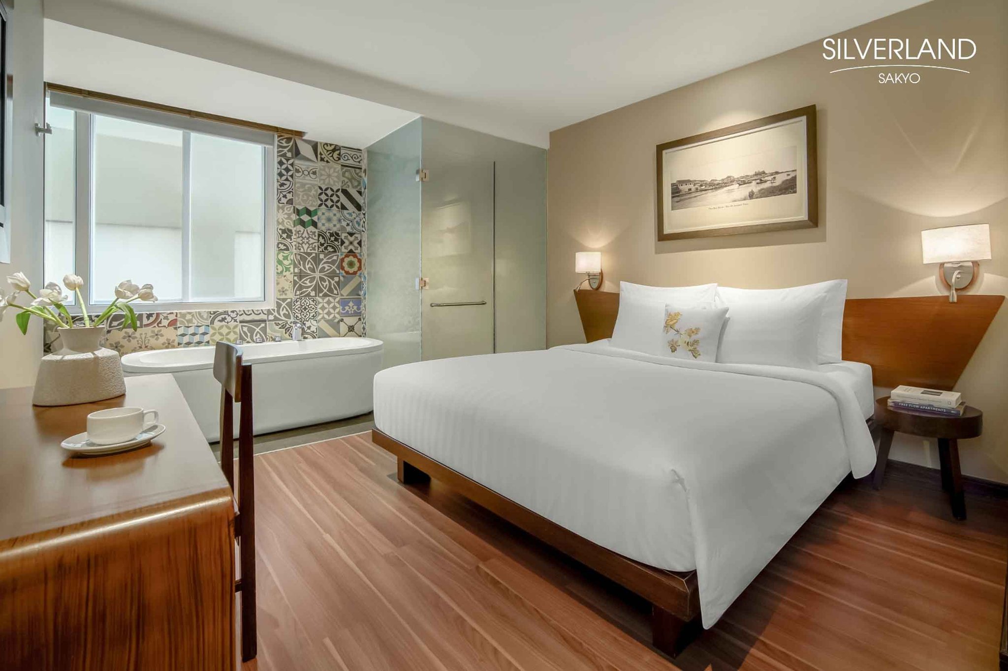 Solace_Premier_(3)_S