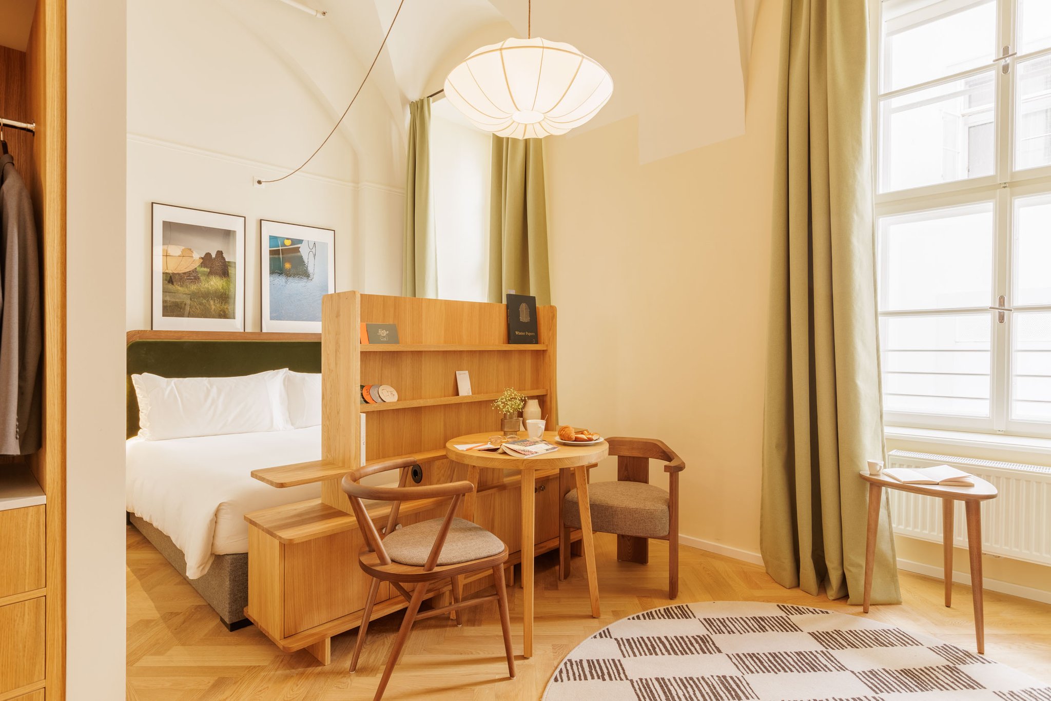 4yYLn81XUmhjpM587XKmg_Studio_-_Kind_Bed2_S