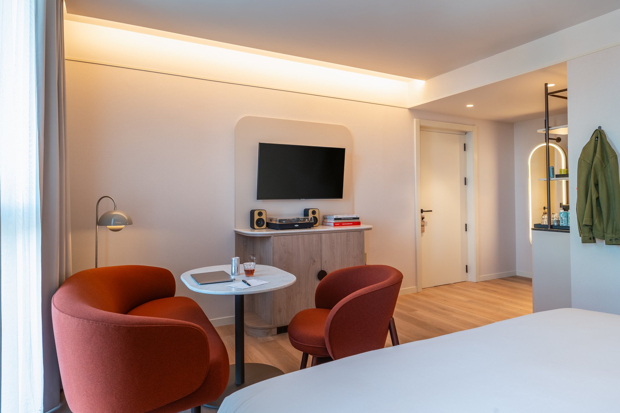 UoRny7kvTEKjJECD6wayIw_Superior_Double_Interior_Room_View_S