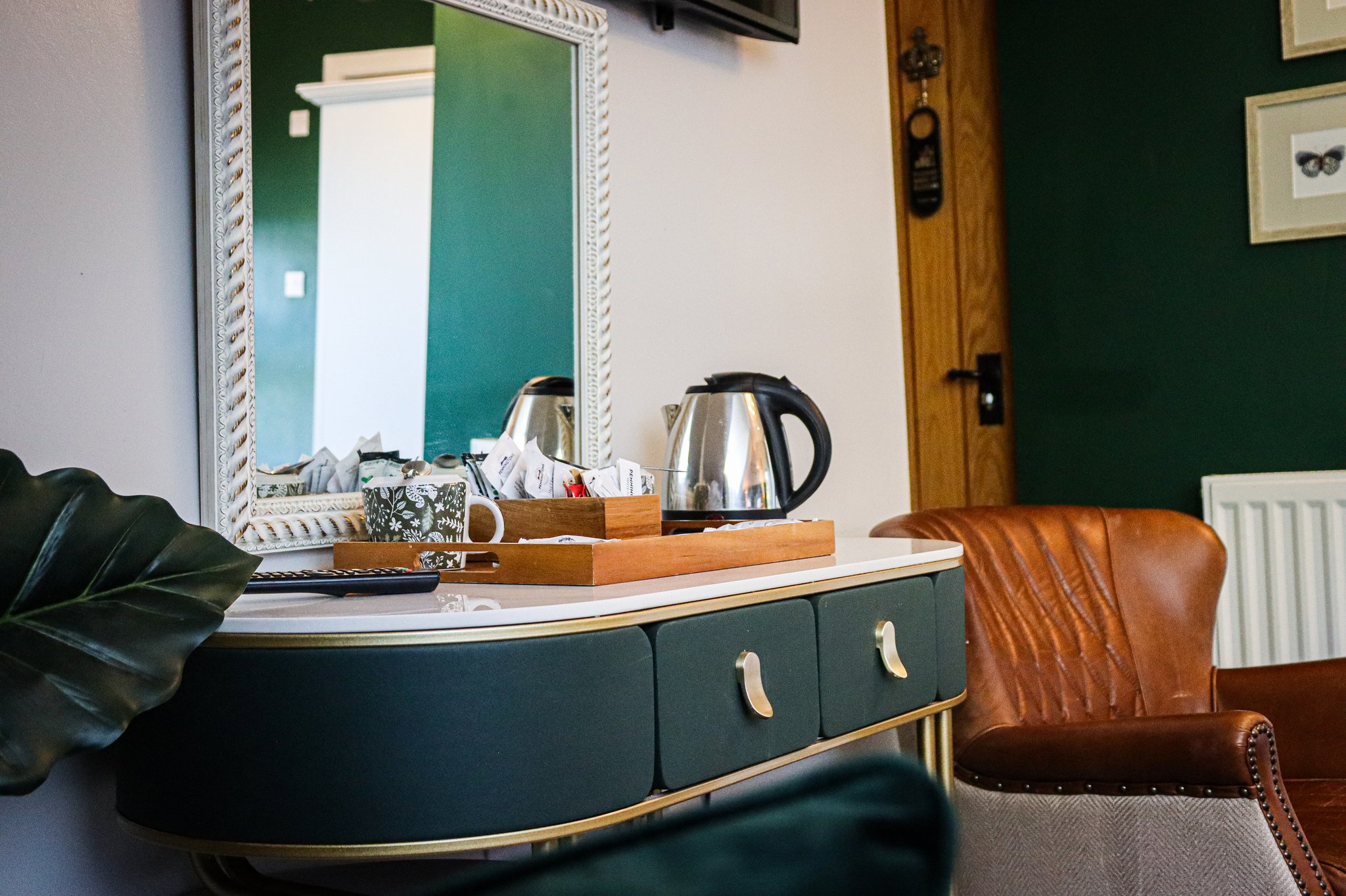 POKvTAieP0jiCLuGWETFg_Room_8_Superior_Superking_or_Twin-0_S