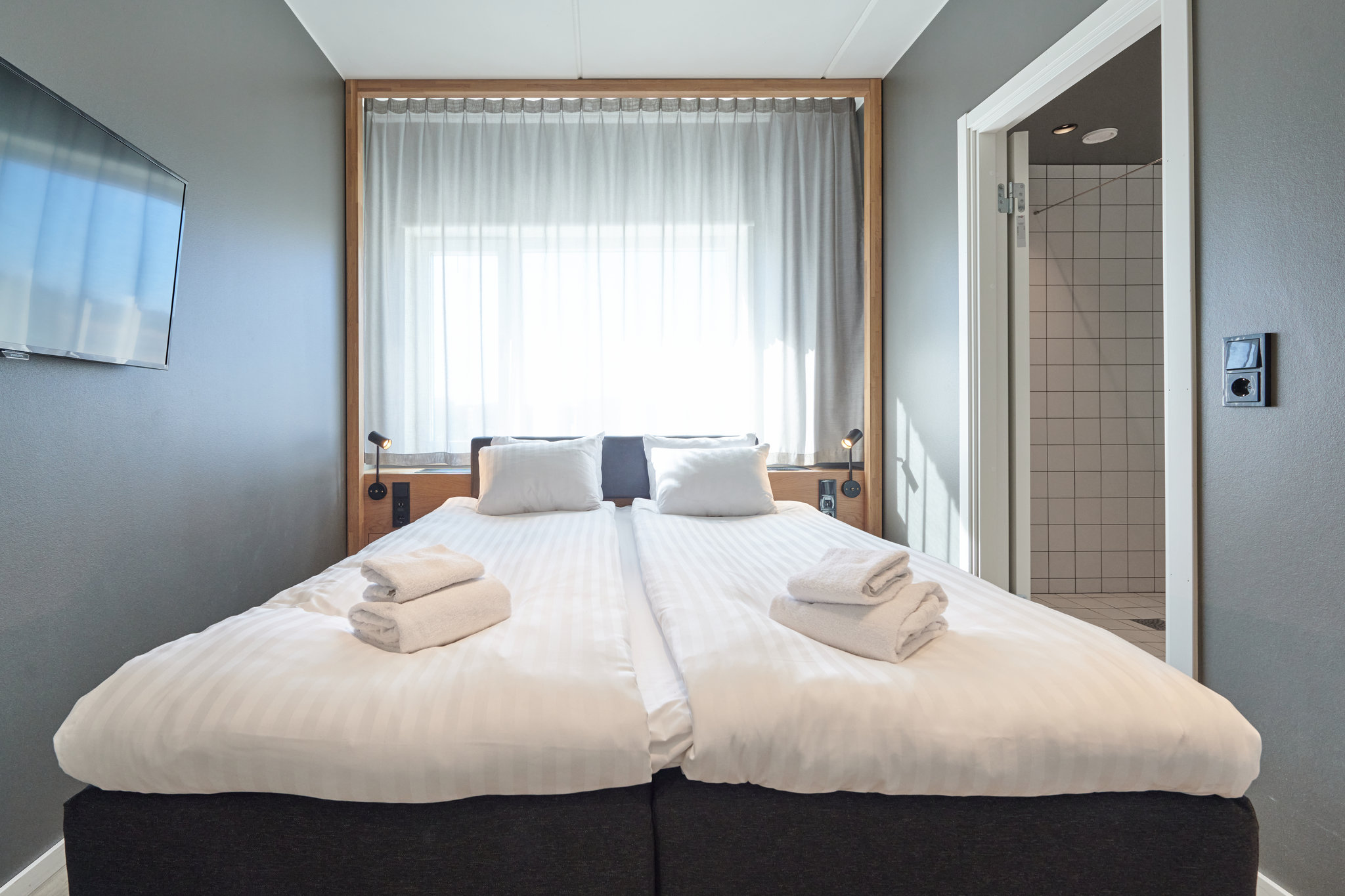 standard-twin-3-first-hotel-stockholm-north-upplands-vasb_S