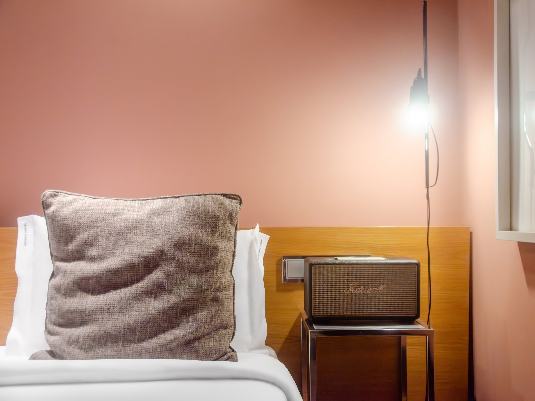 Small_Room_Interior_View_(9)_S