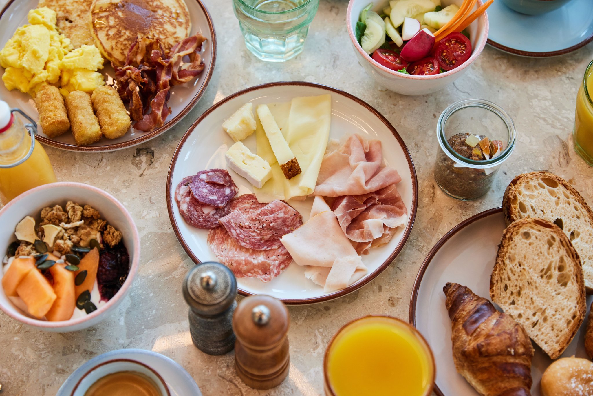 pOJVj9e1TESdHD7OoVLaw_Food_and_Beverages_Breakfast_S