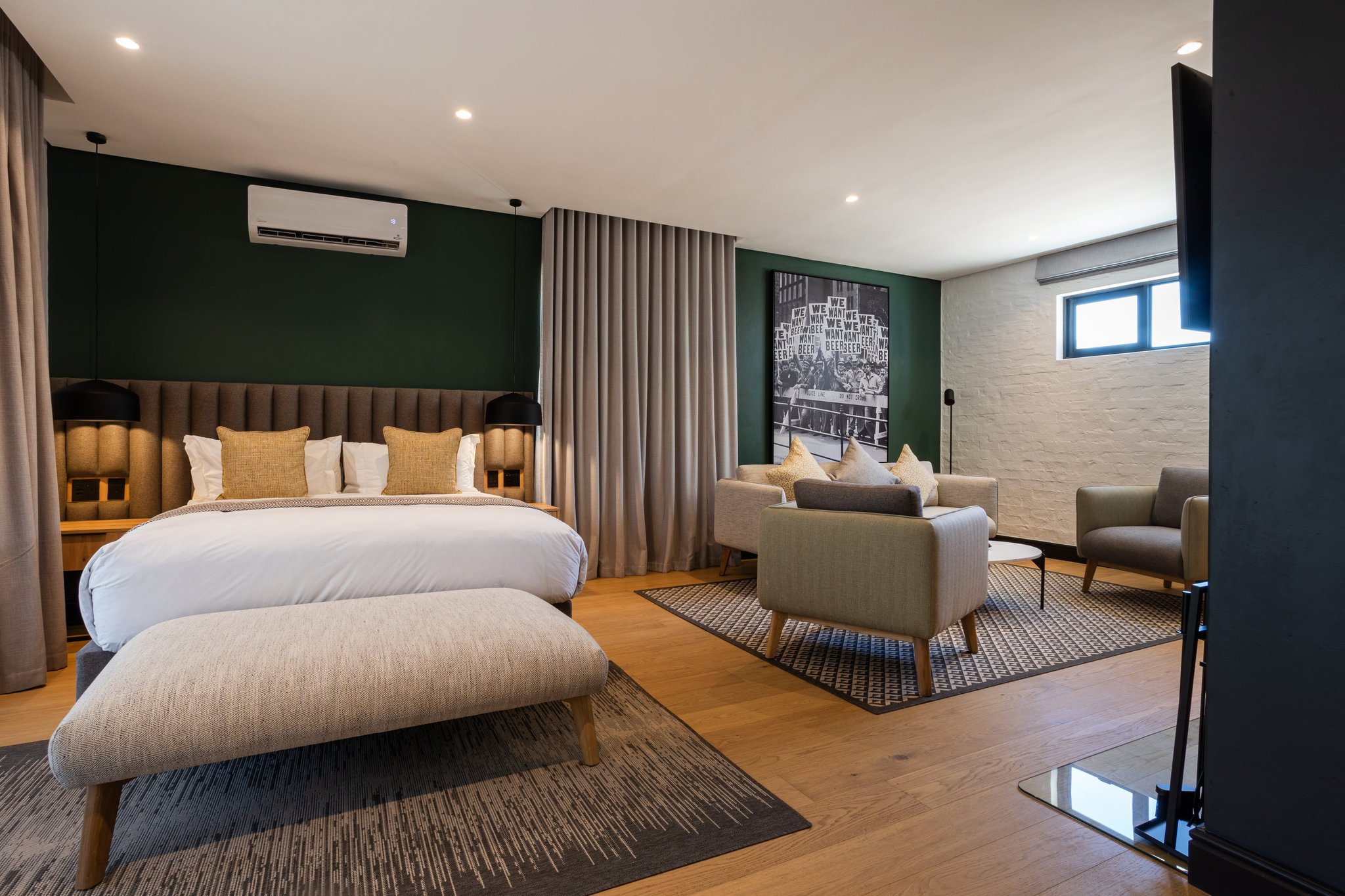 Executive_Room_(5)_S