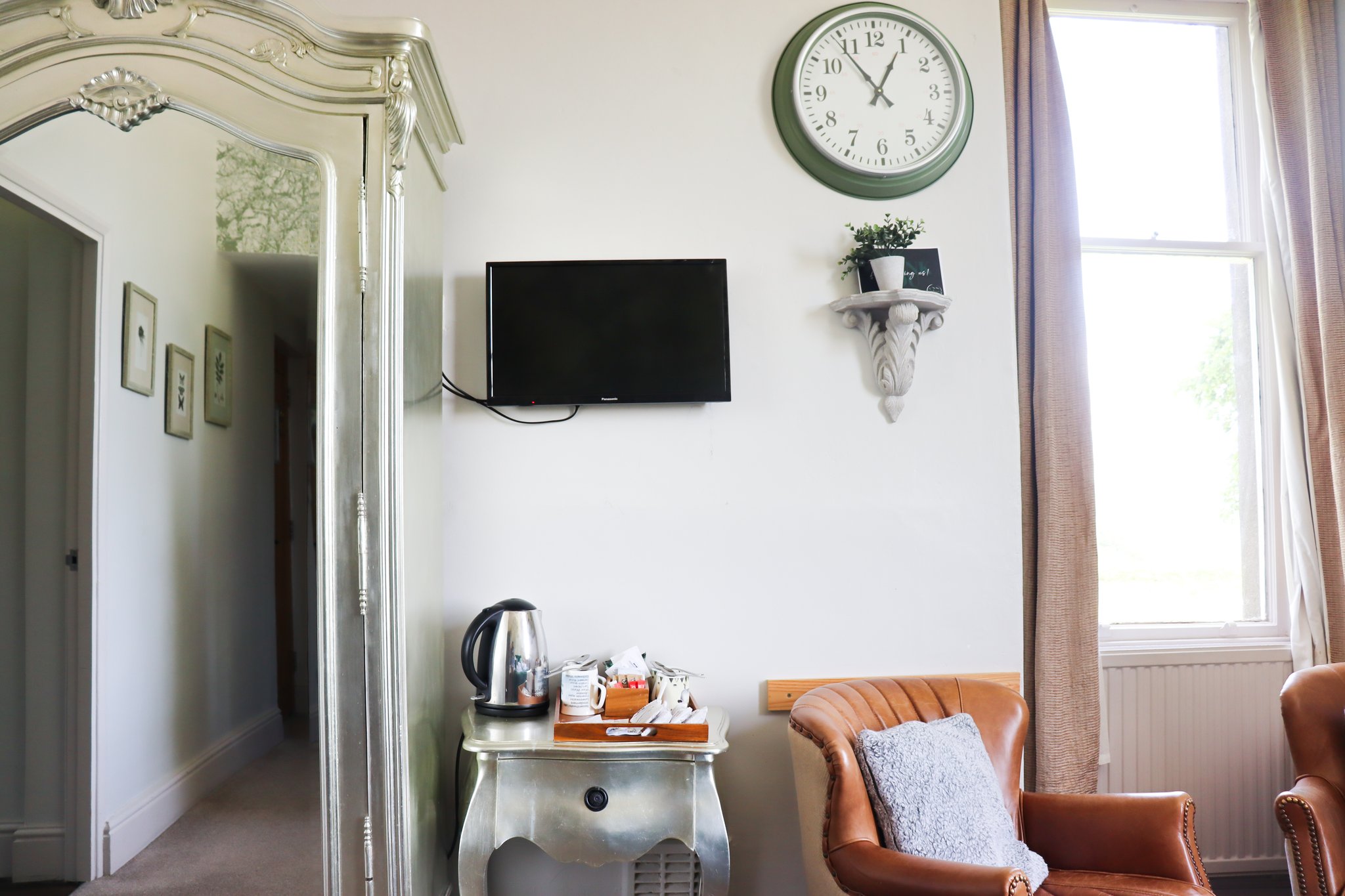 yqSvL4Bxfk0e1pai7pwg_Room_9_Family_Room-21_S