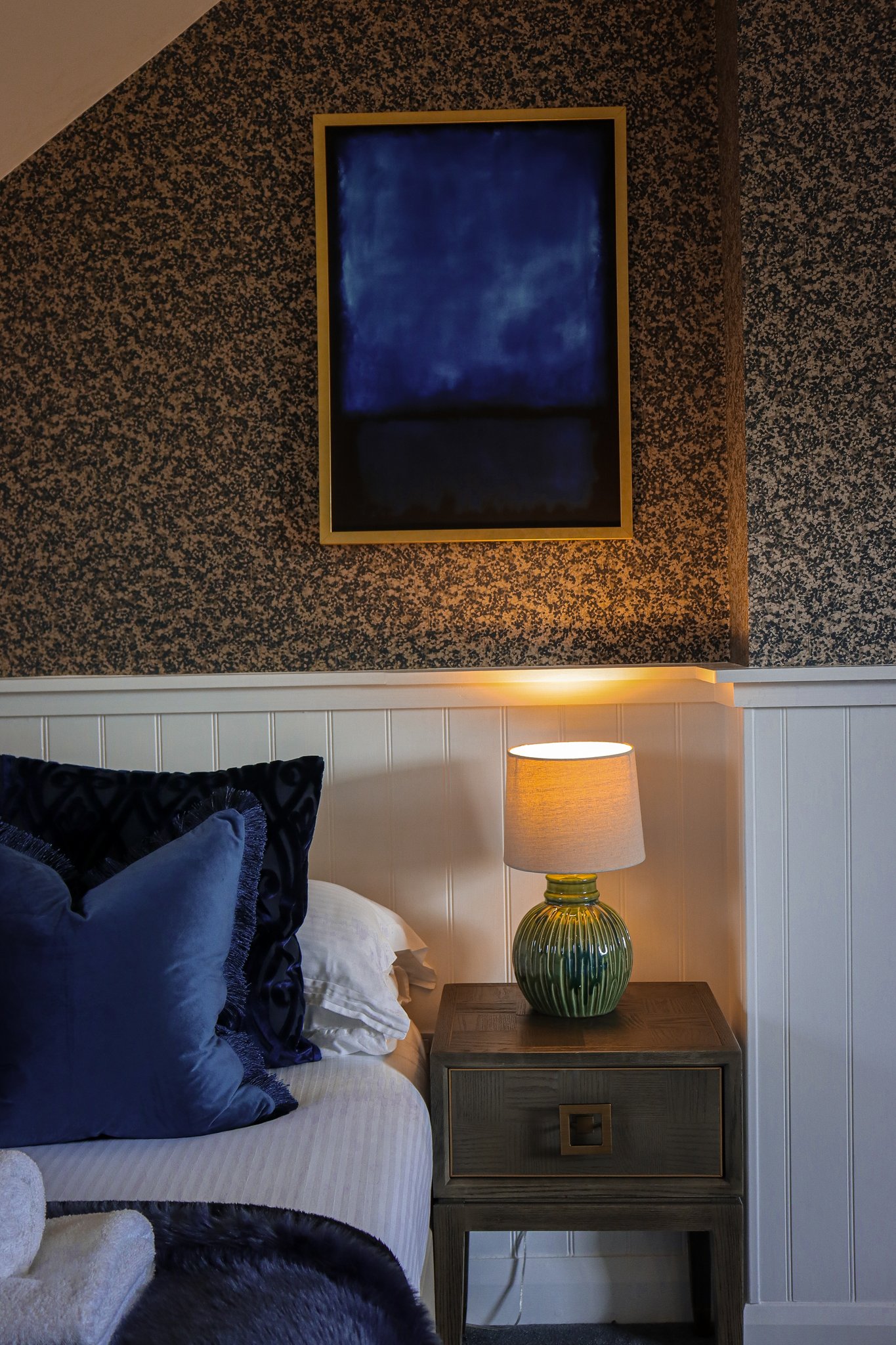 2JKGJSOHMkKRFX15MFgd4w_Room_4_Pet_Friendly_Family_Room-05_S