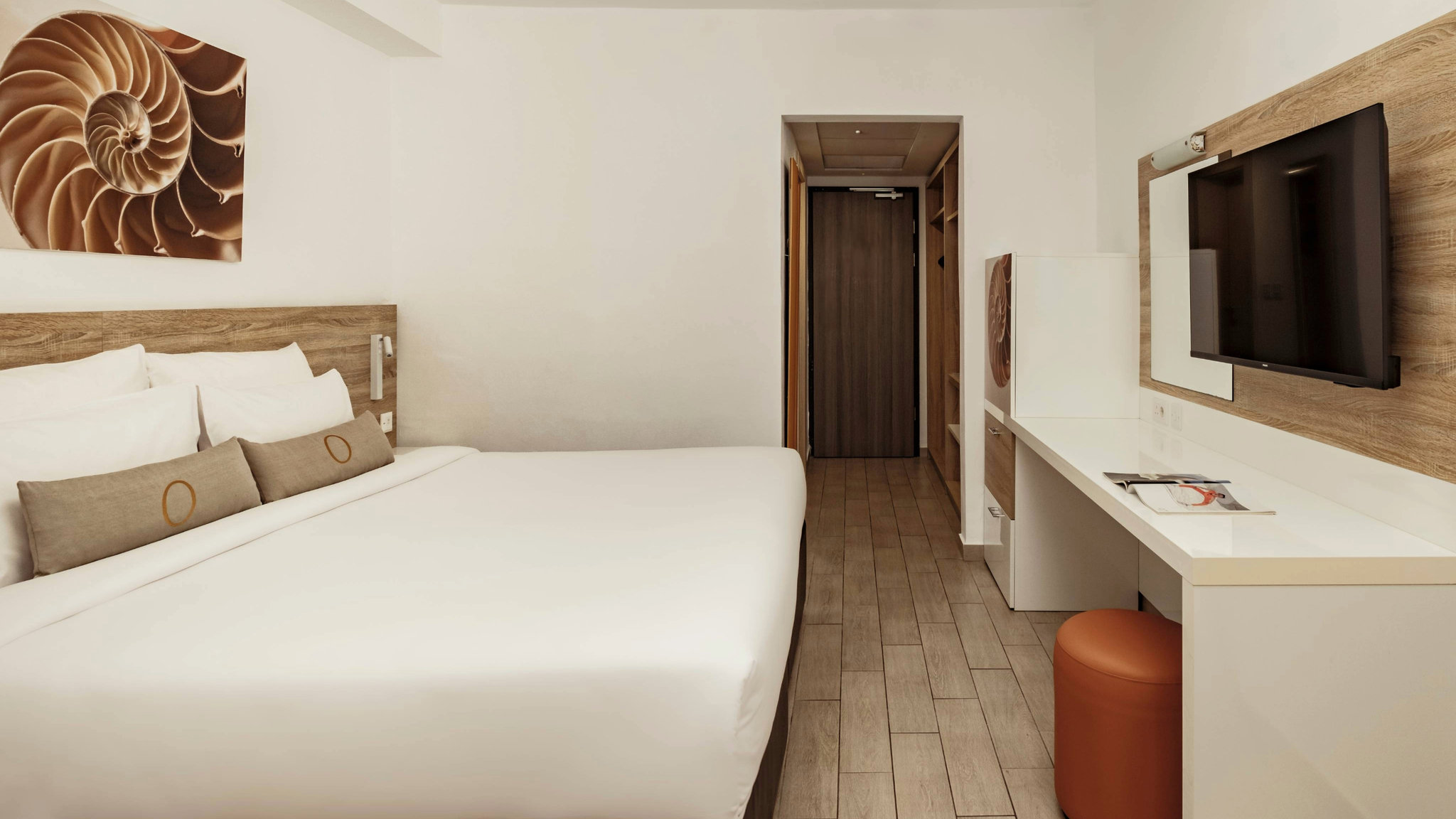 AX_ODYCY_-_Rooms_-_Quad_Room_Sea_View_(4)_S