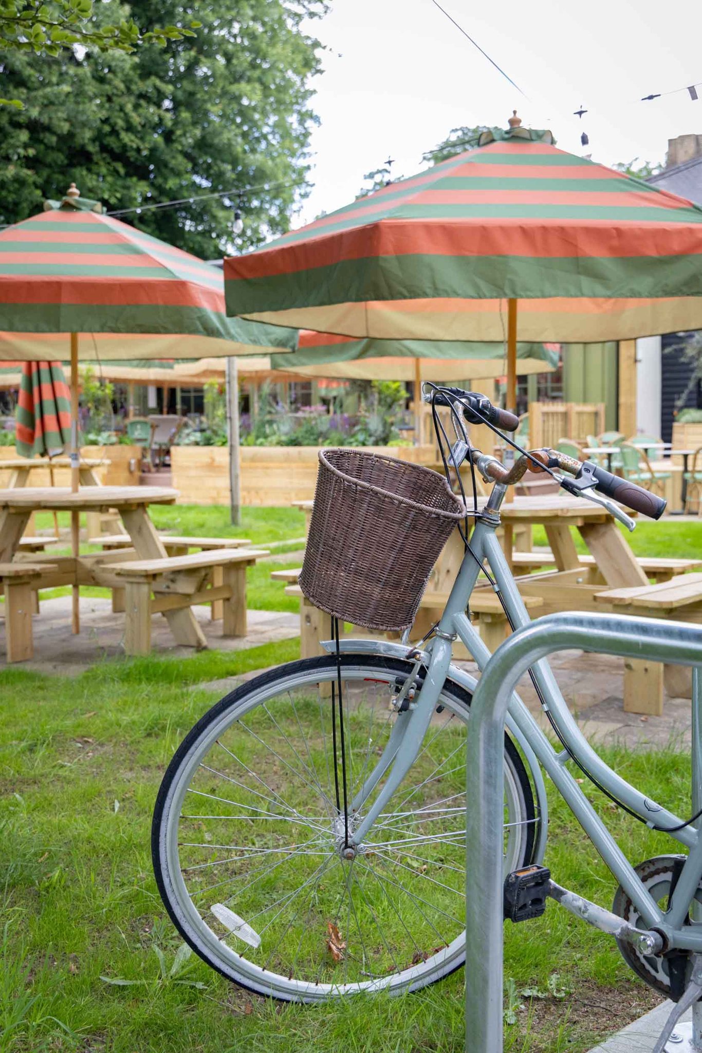 the-ragged-robin-godalming-exterior-078_S