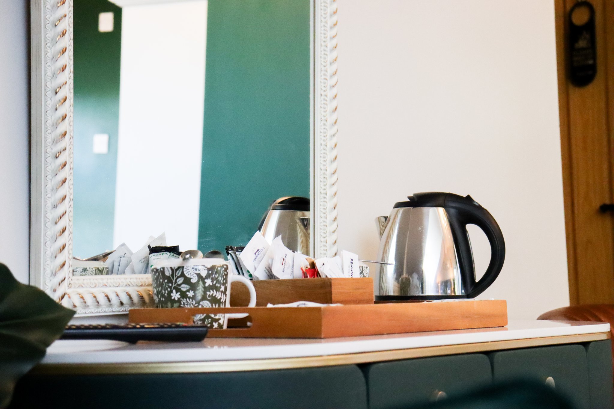 GsLkiaw9mEq7WP8Oo60p7A_Room_8_Superior_Superking_or_Twin-_S