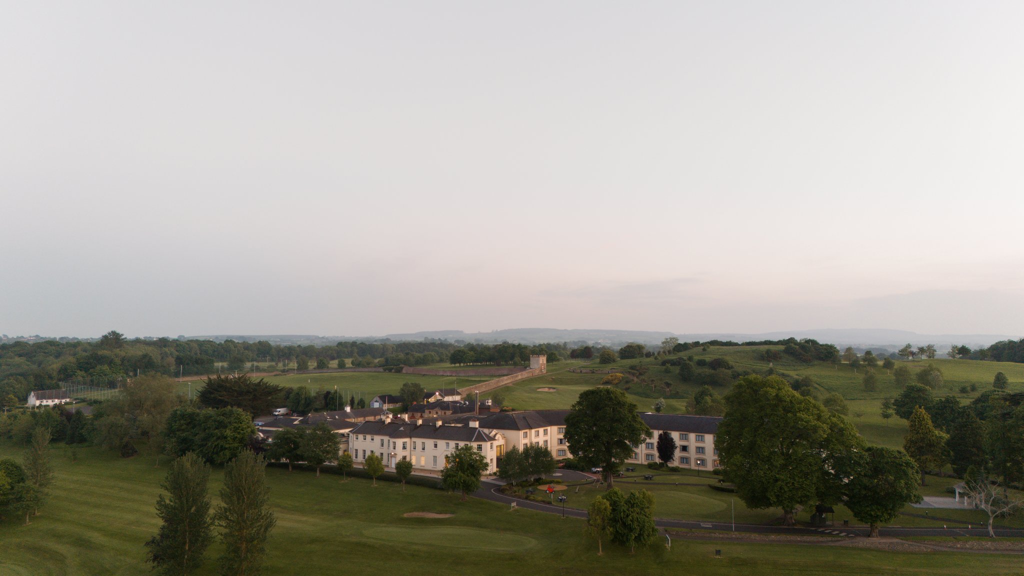 VWsqfdkBNEWwTB2PxgHruw_Exterior_Area_(2)_S