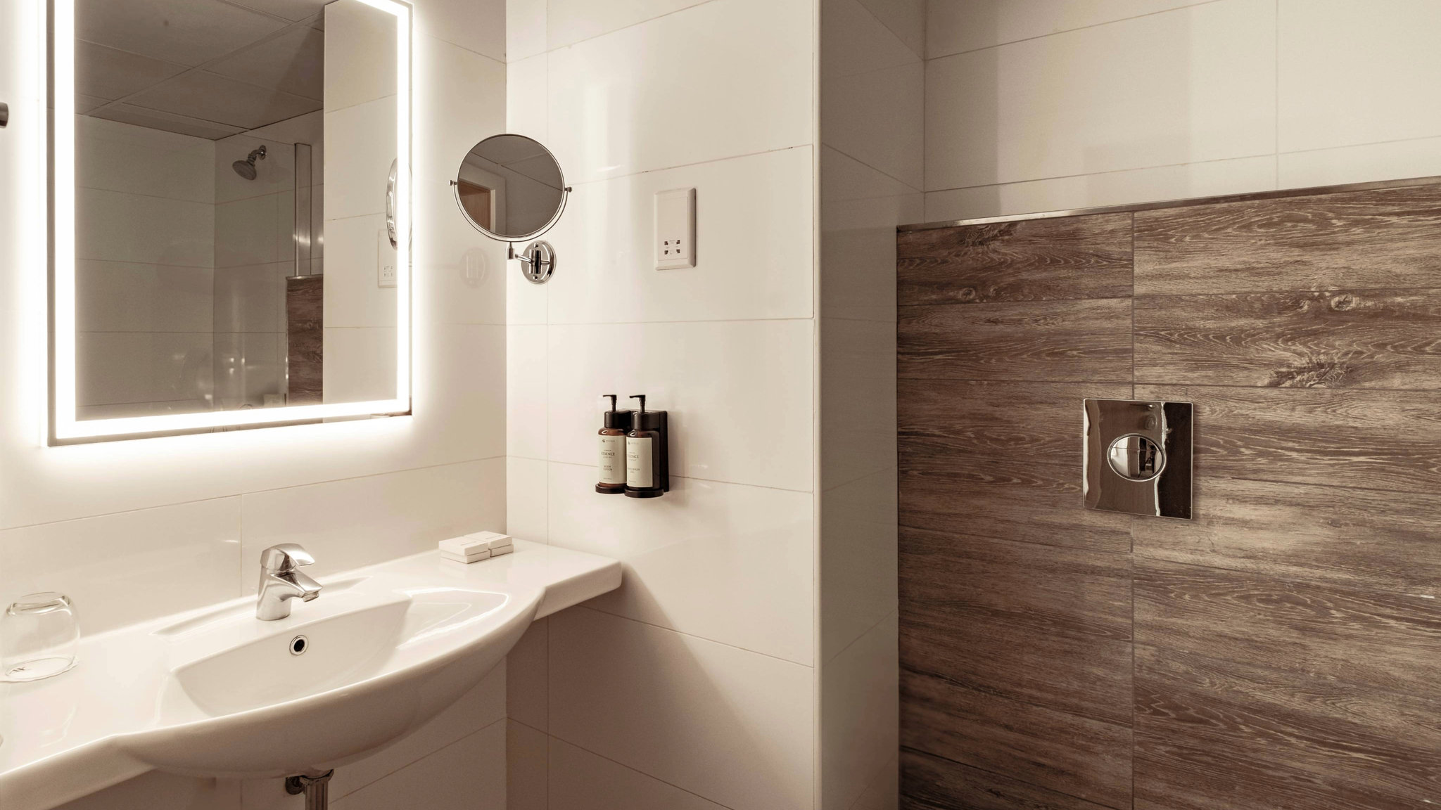 AX_ODYCY_-_Rooms_-_Family_Room_Sea_View_-_Bathroom_(2)_S