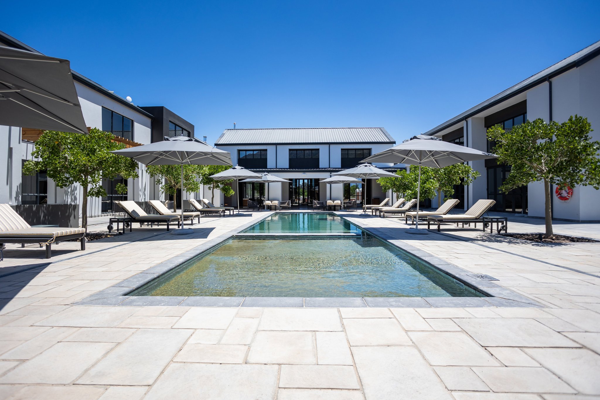 Manor_Swimming_pool_(1)_S