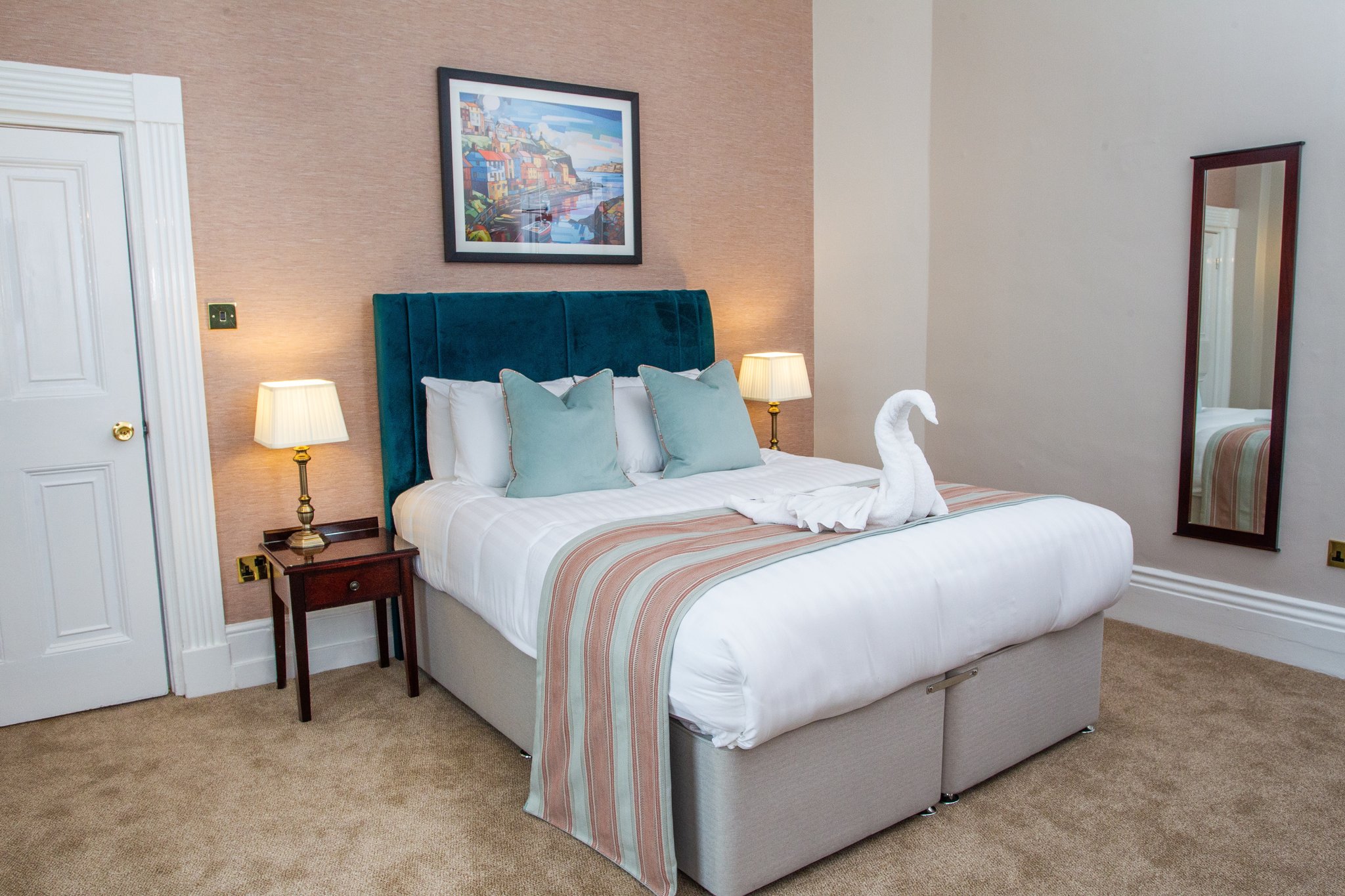 1CABUfKtMkSKRHdOSqRVFQ_Feature_Suite_1_S