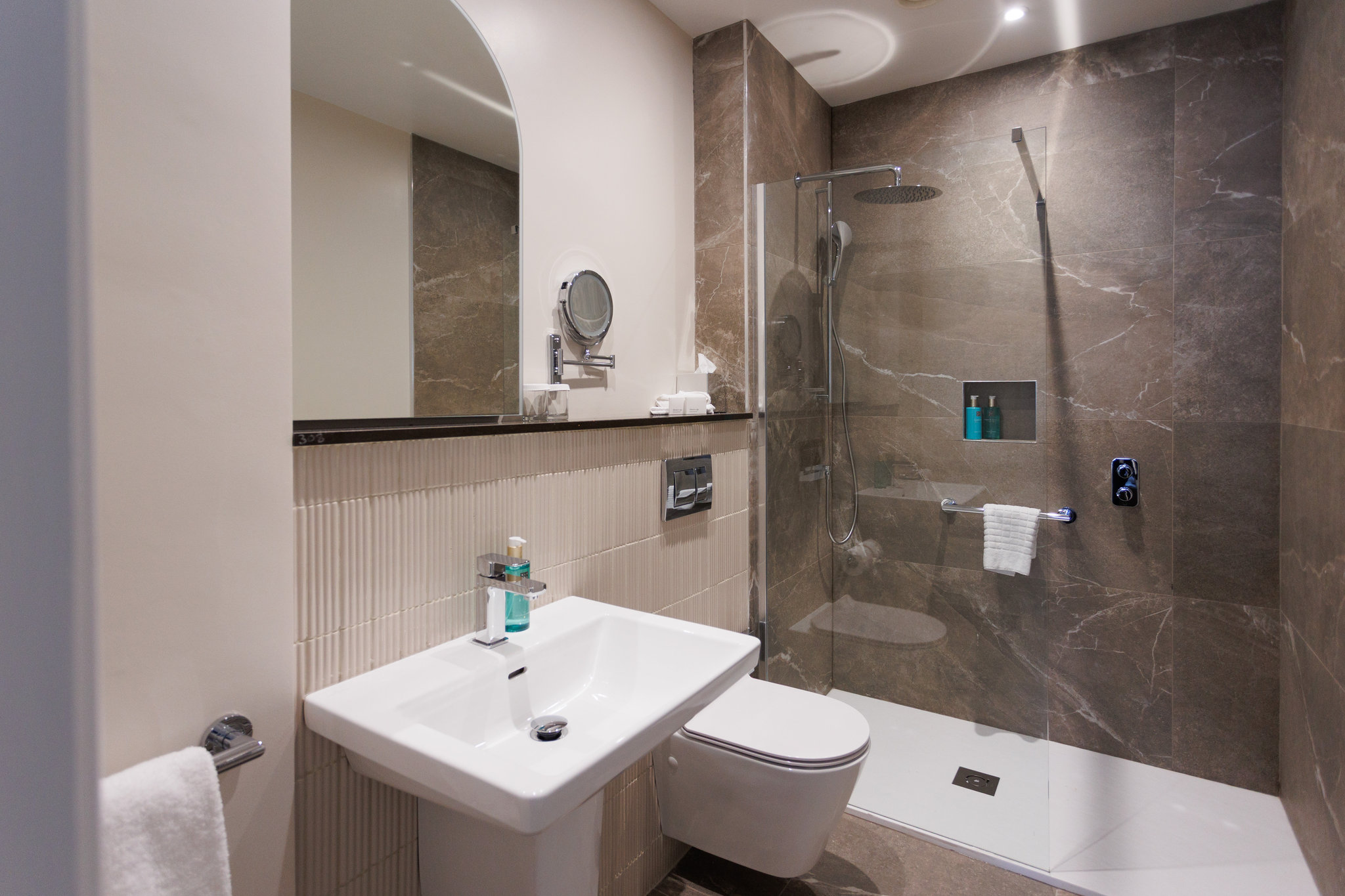 Superior_Double-03_S