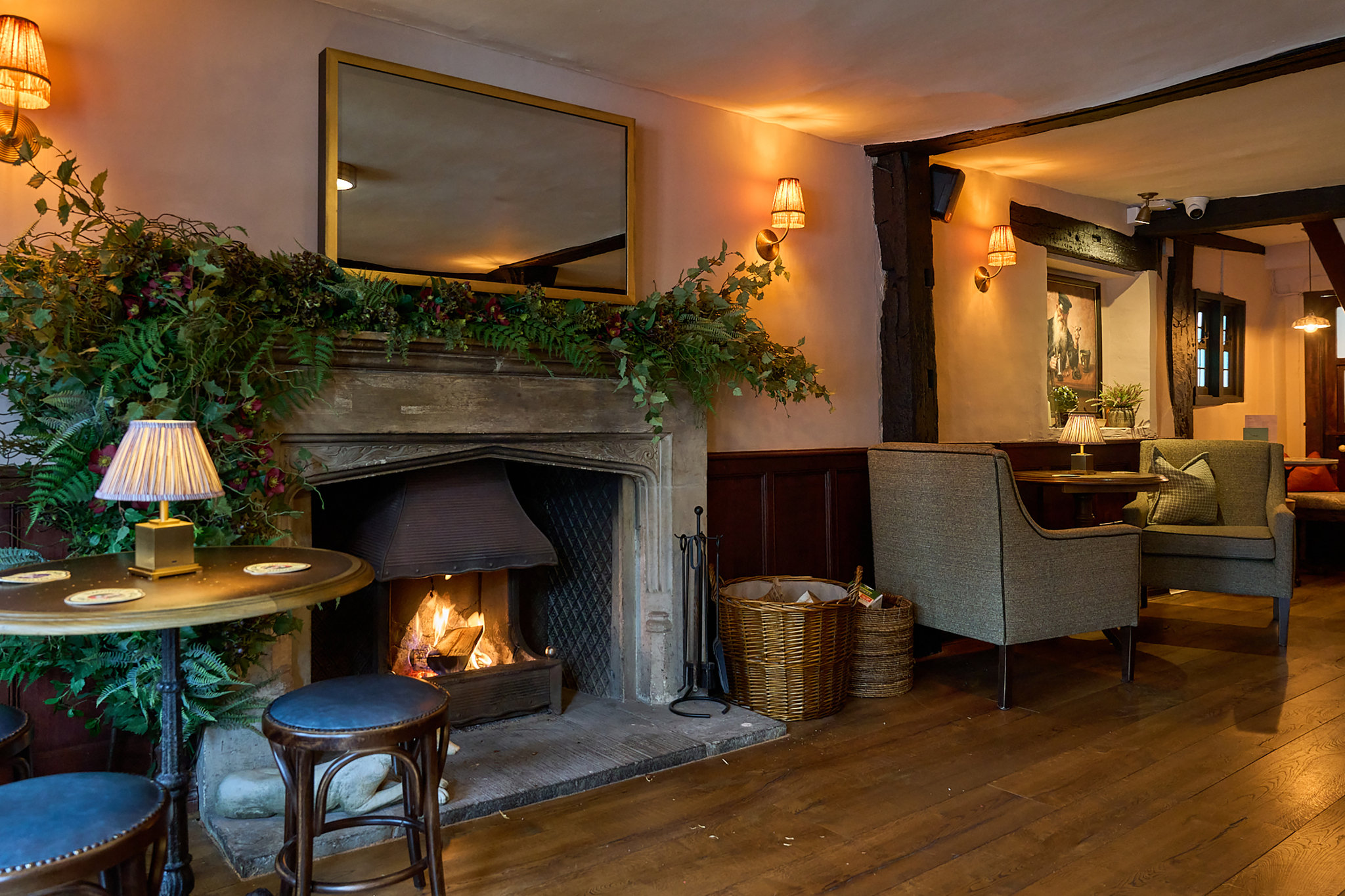 Bar_and_Restaurant9_S