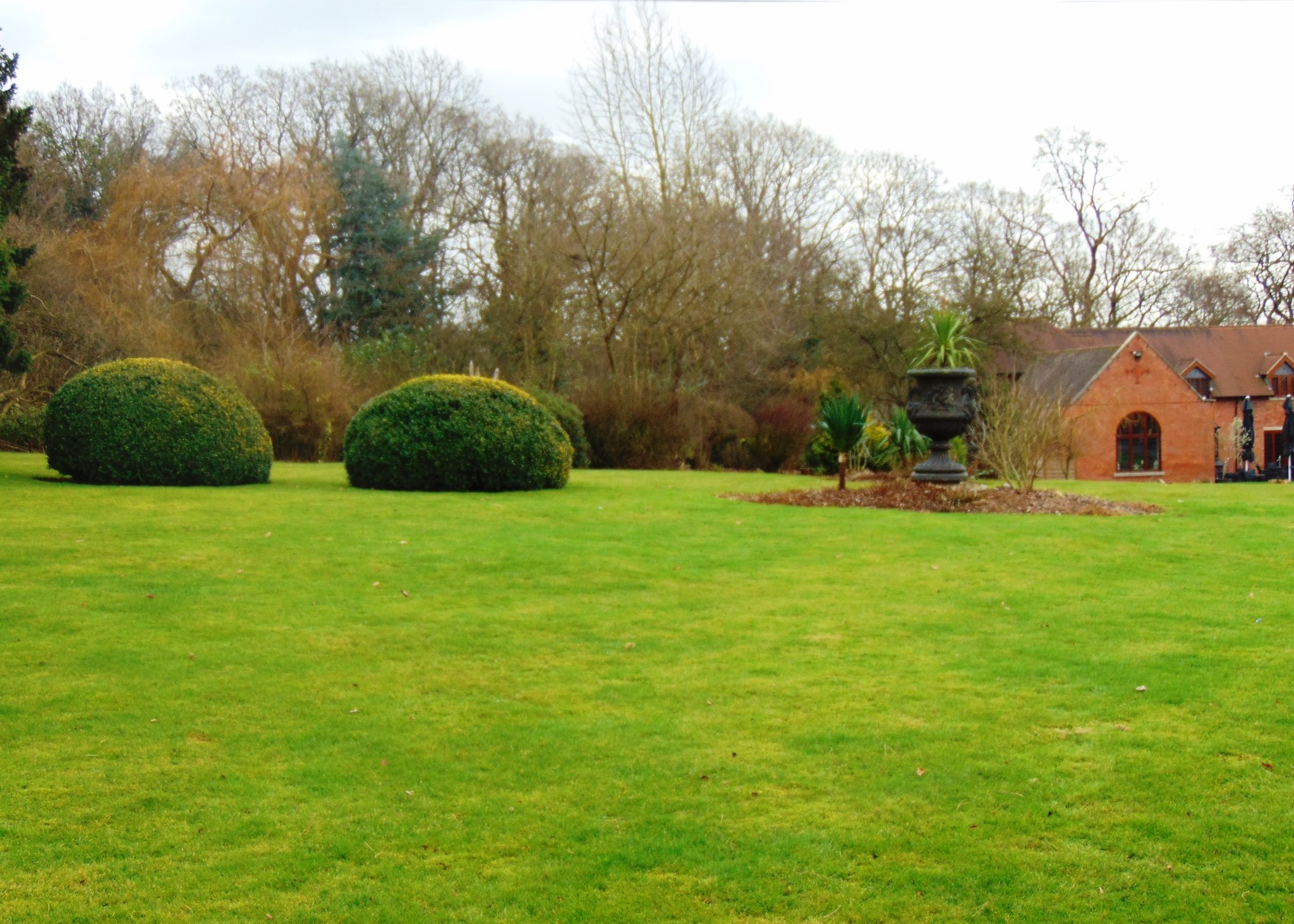 A1K_Four_Poster_Room3_S