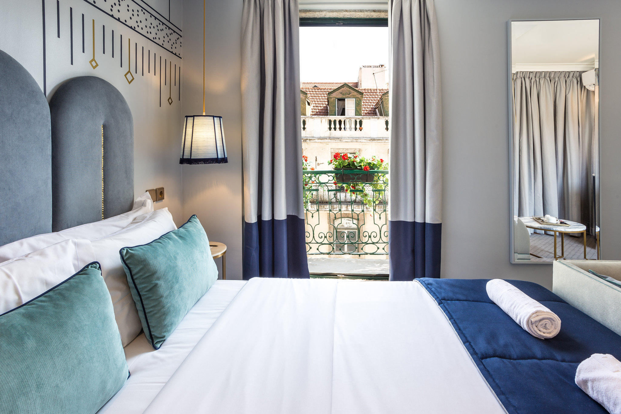 Superior_Room_with_Balcony_S