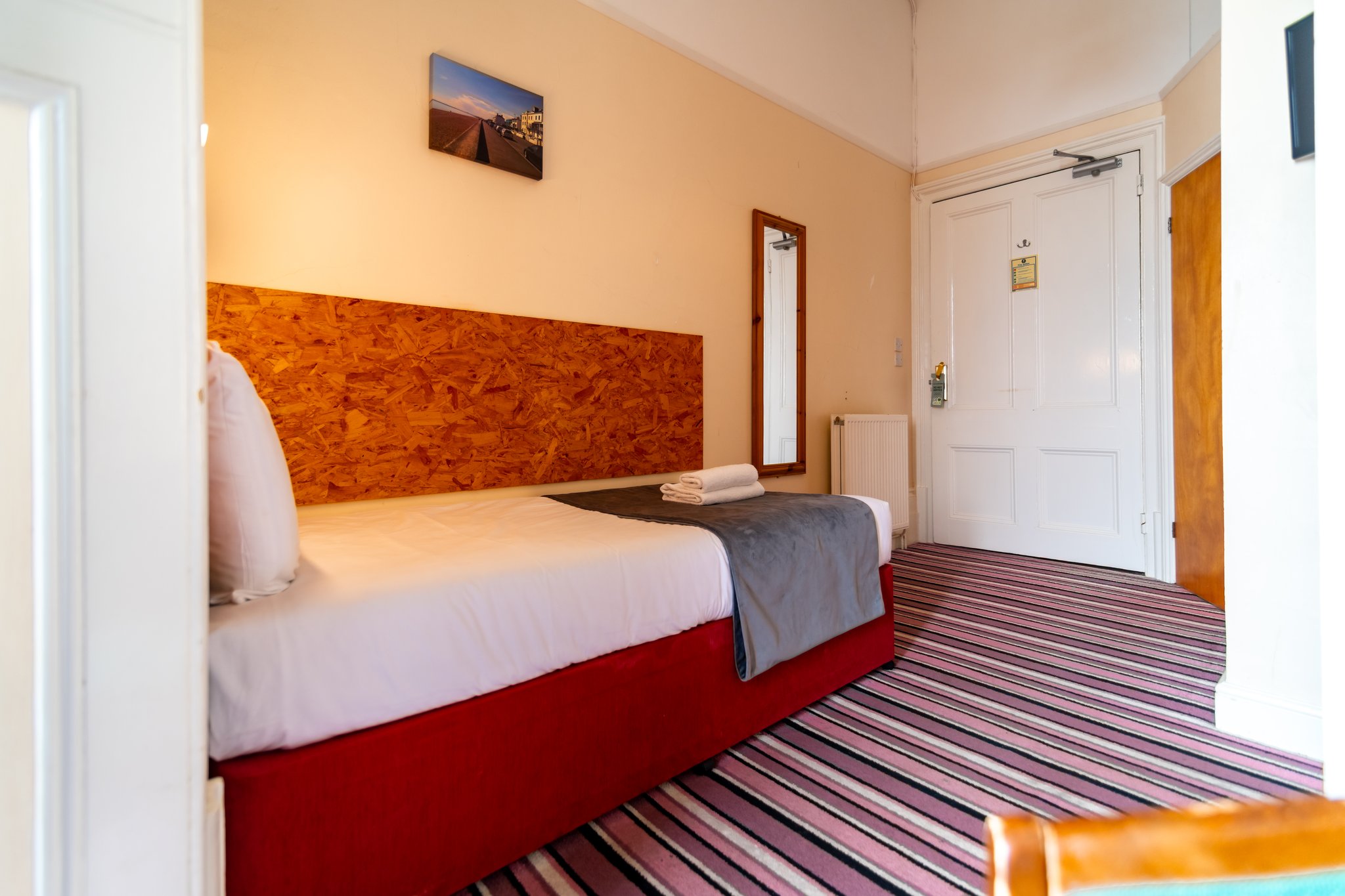 Single_Room_City_view-01_S