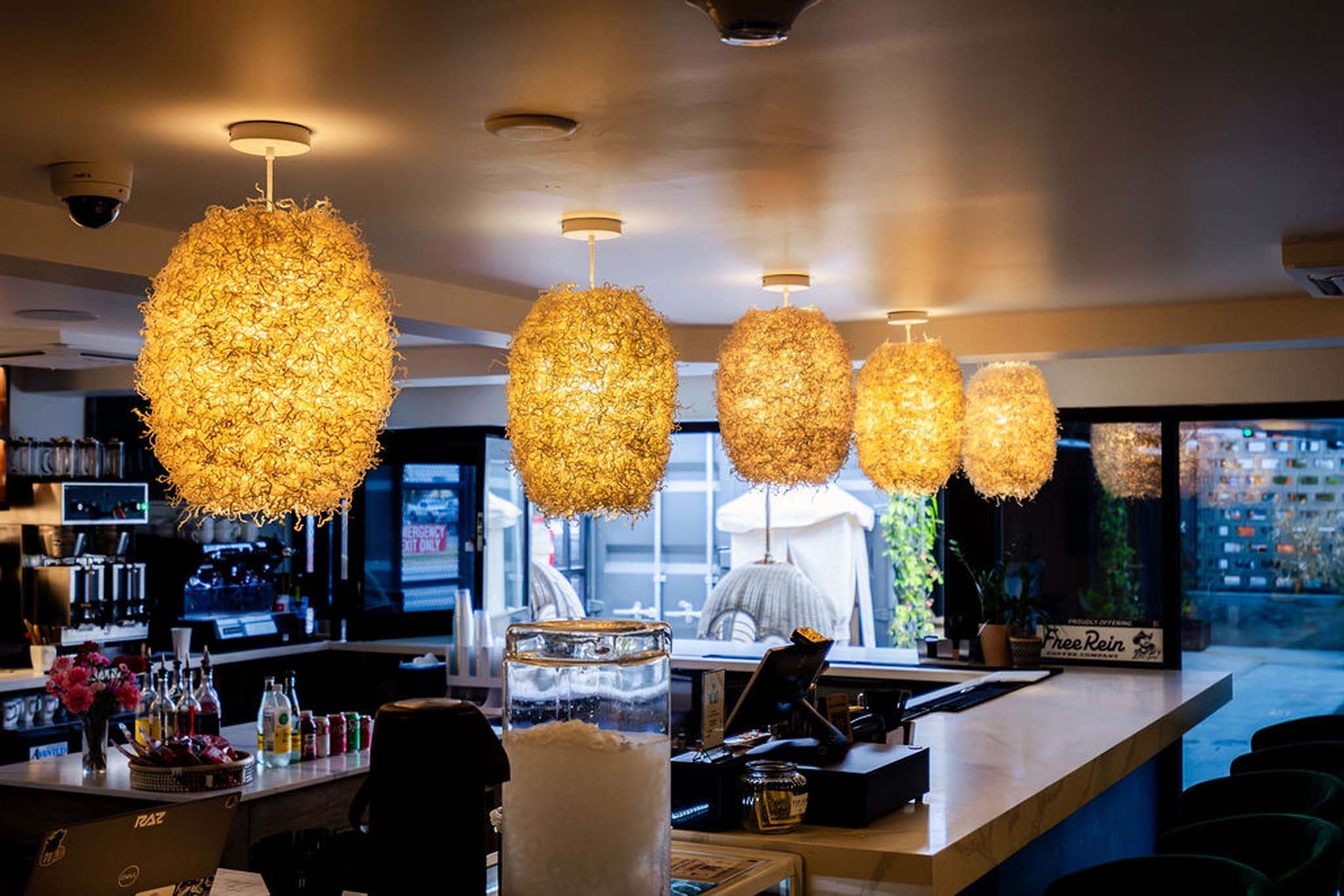 Waterlilly_Lounge_Bar_S