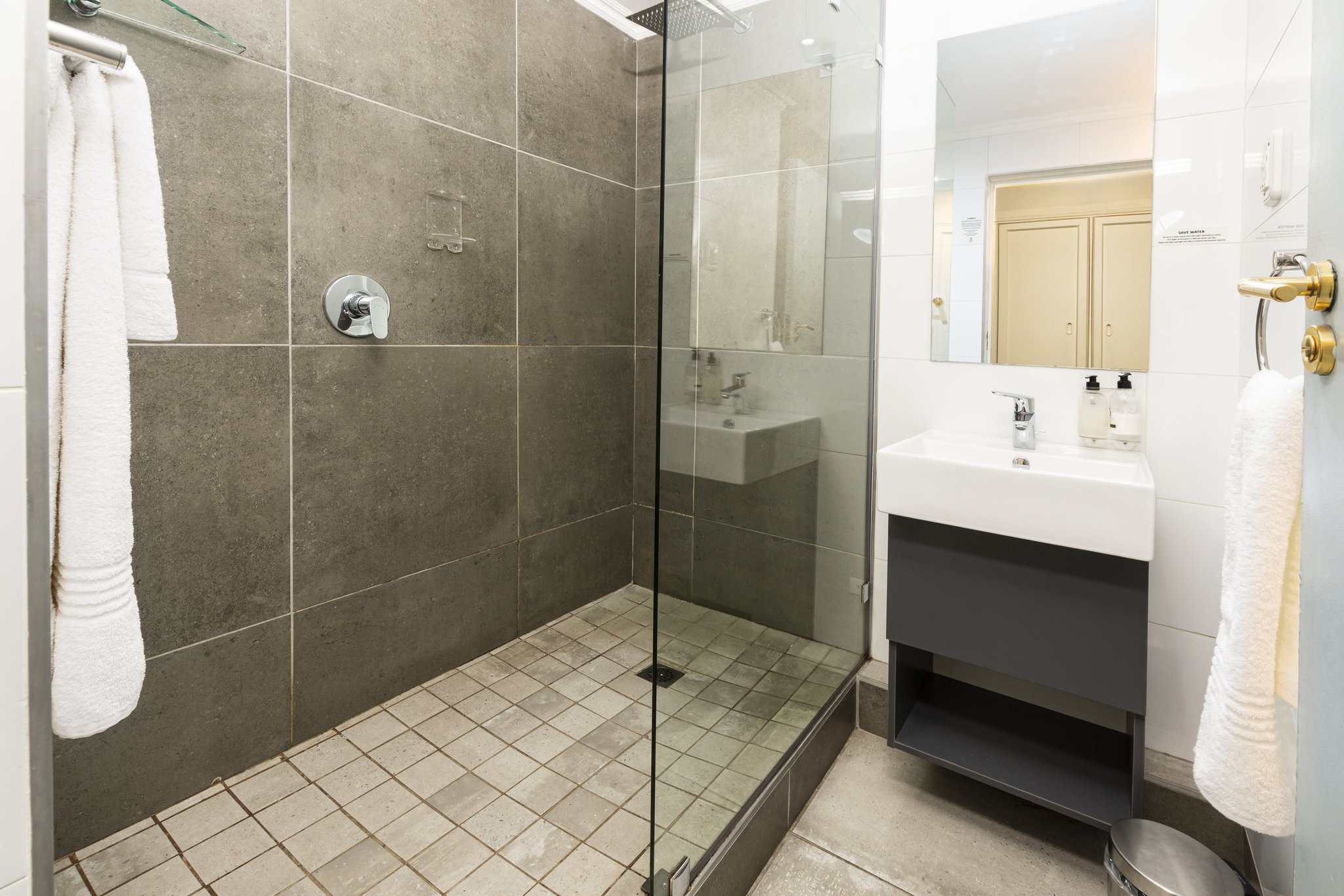 Standard_Rooms__(3)_S