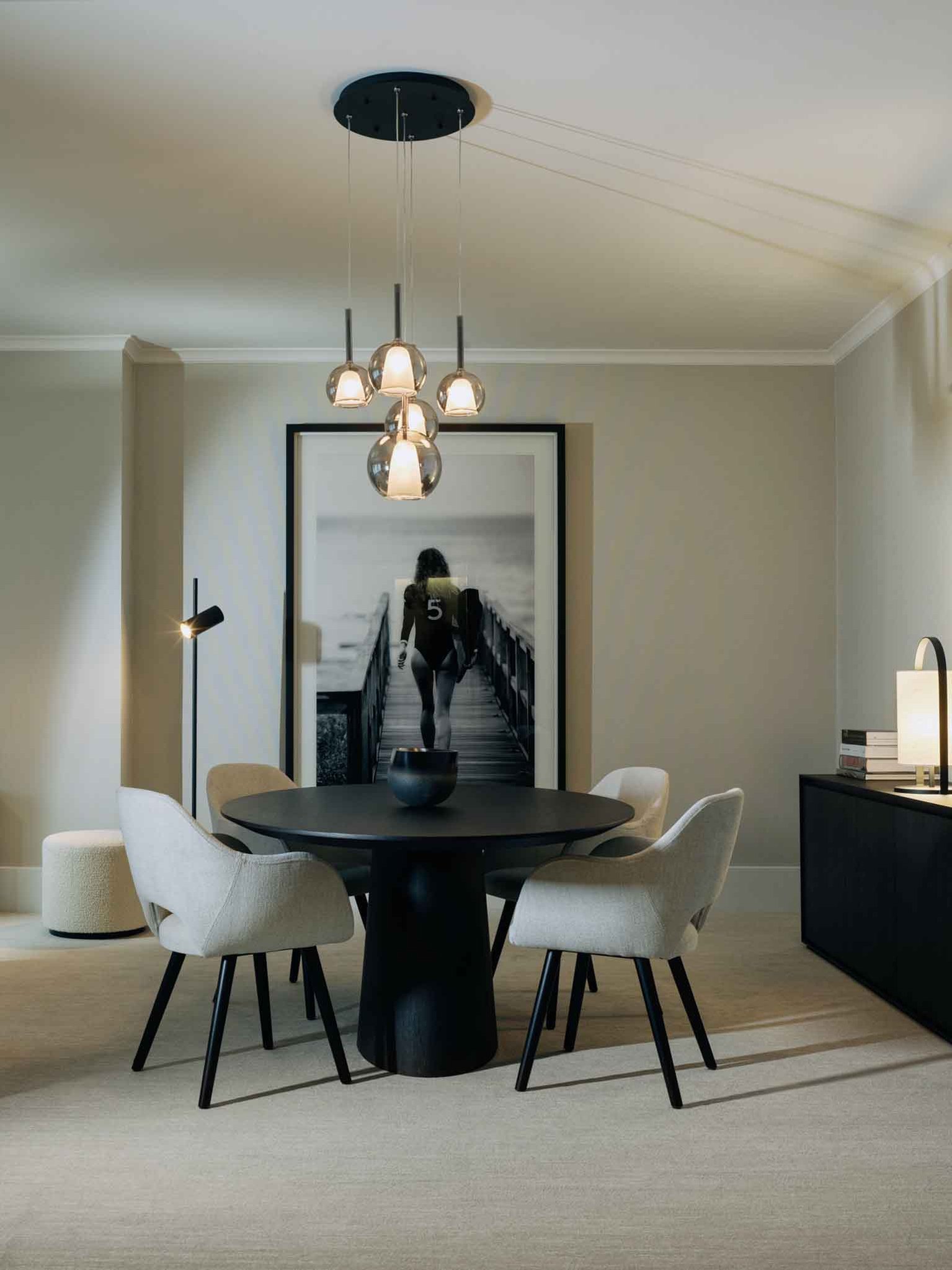 oQeT4us2U0WBbEKfkcFEA_Executive_Suite-00_S