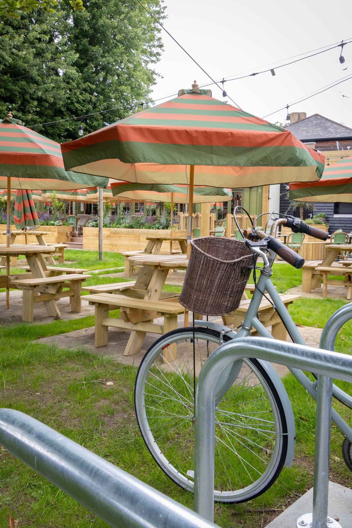 the-ragged-robin-godalming-exterior-079_S