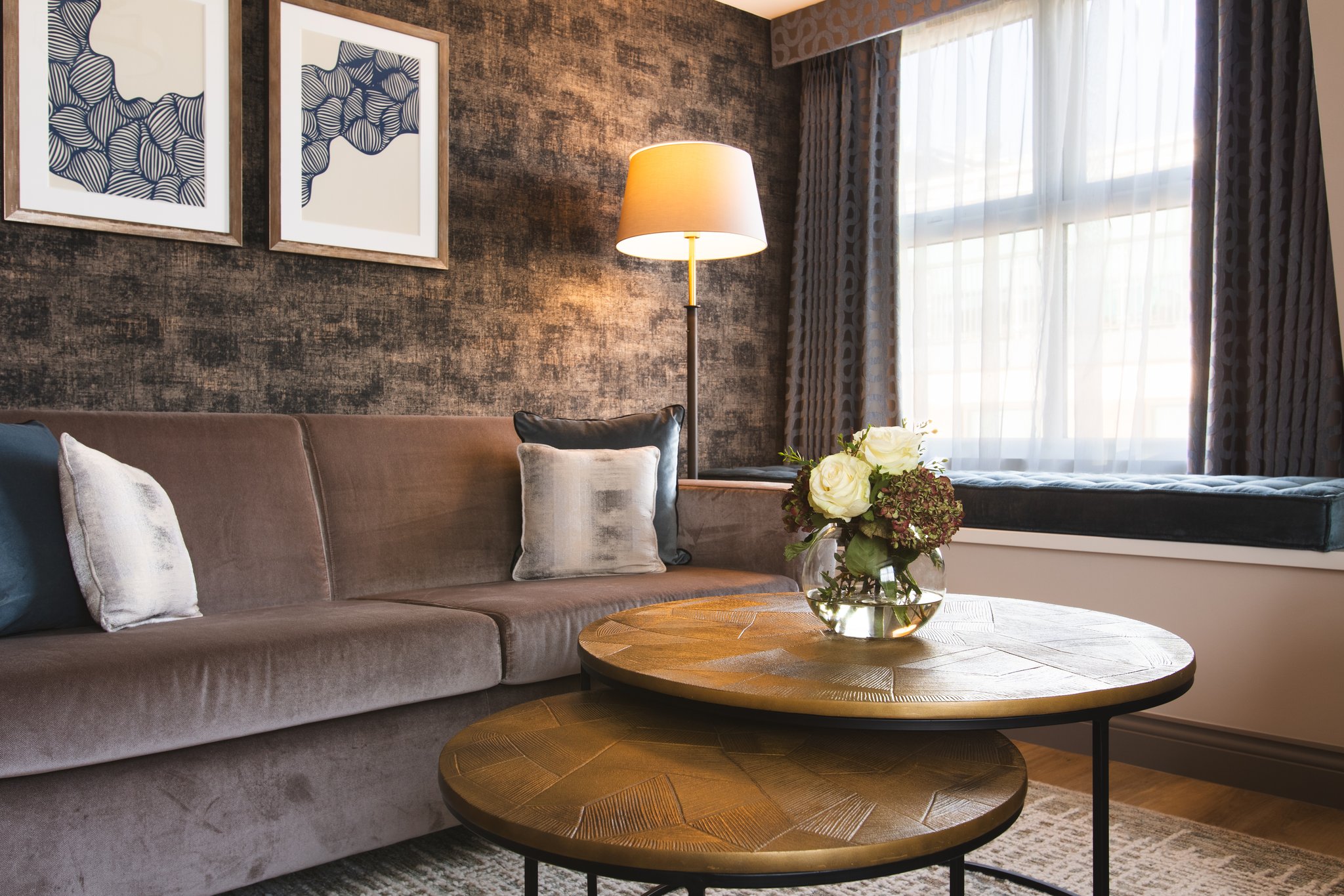 5JJvW1sjgEeiaszxFKIIZw_Suite-02_S