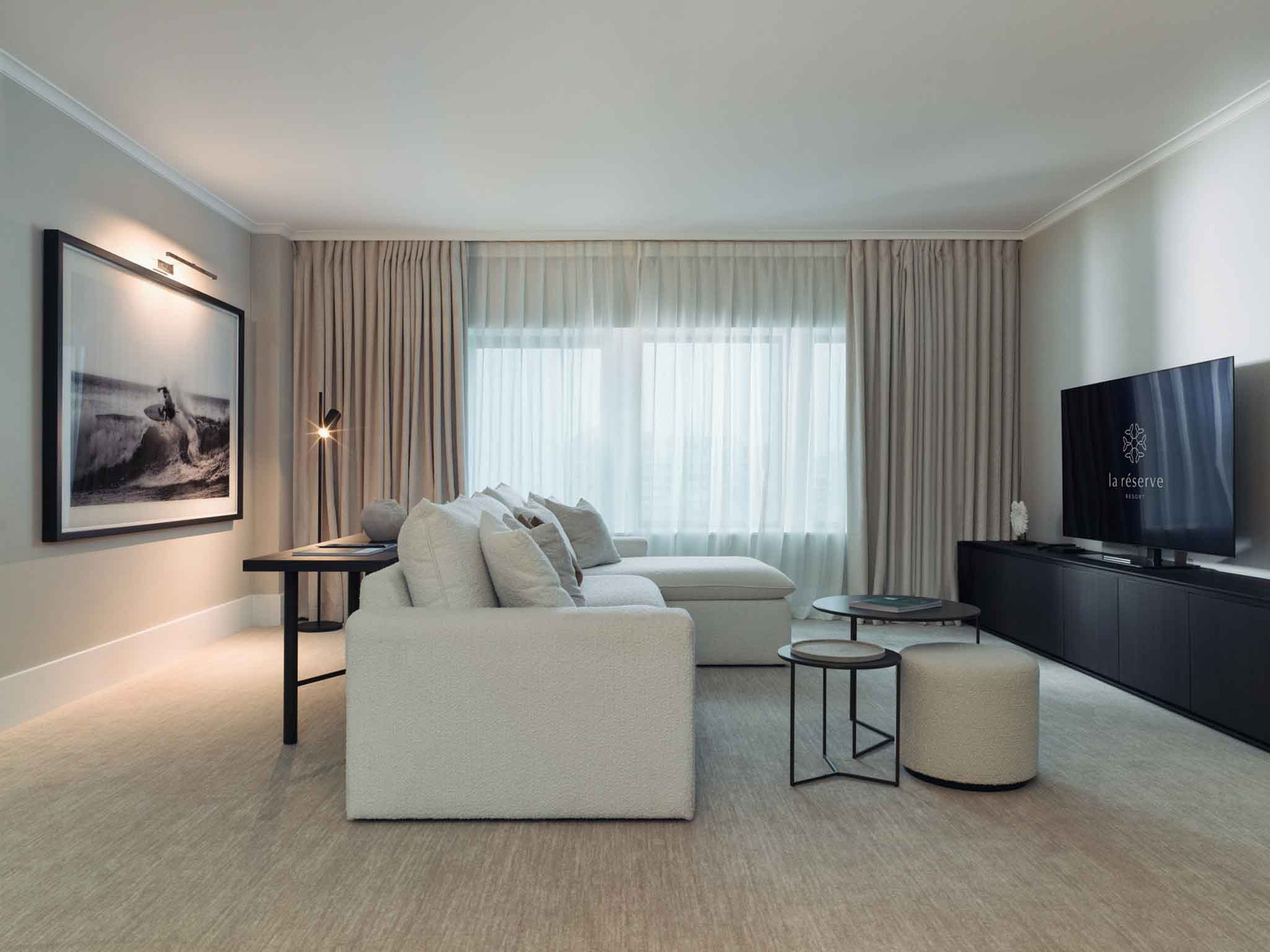 GxGZAPOwtketPYaqHwn6A_Executive_Suite-03_S